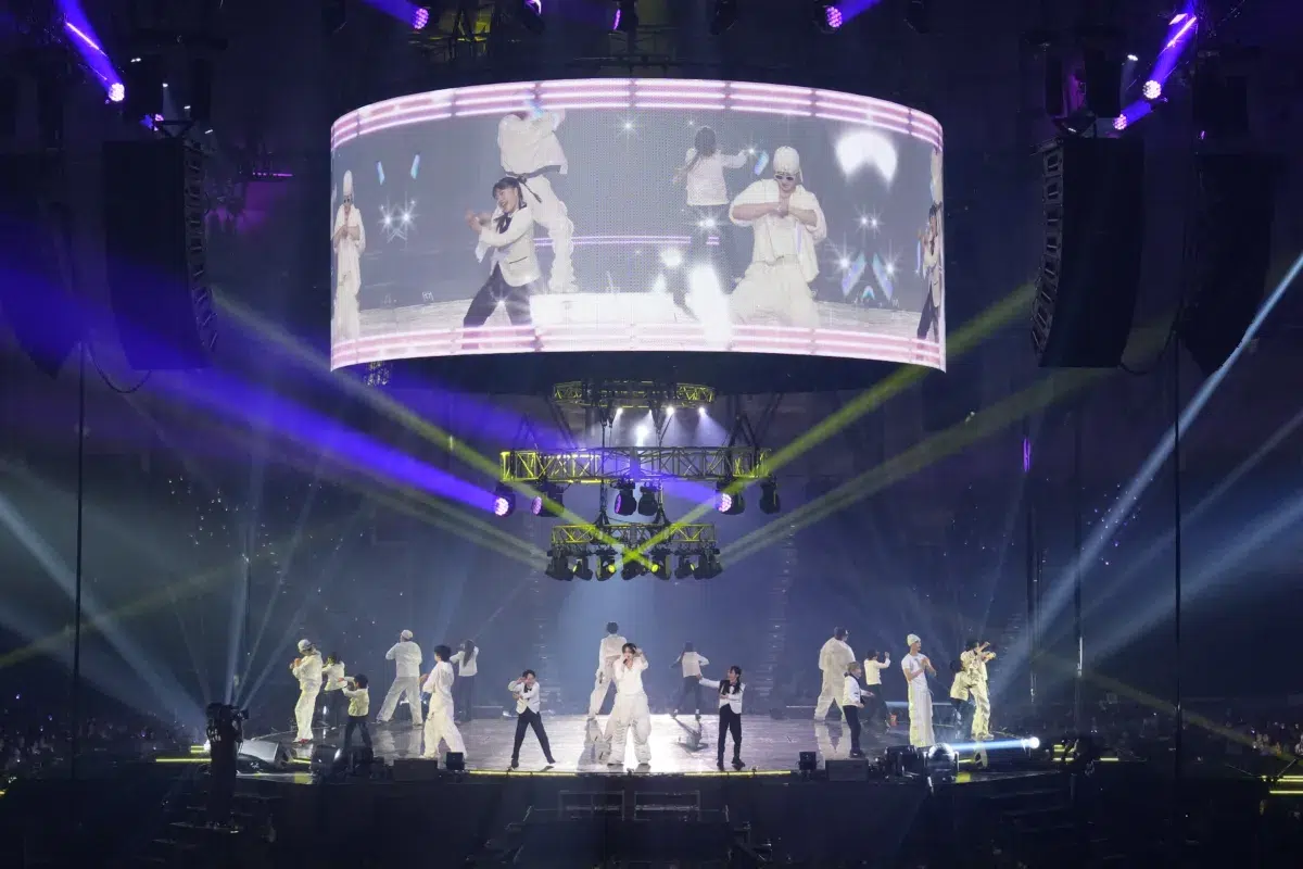 【FANTASTICS】“ひまわり”の道が繋いだ全国アリーナツアー完走!ファイナル公演で新曲「Echoes」を初披露!さらに来年のツアー開催も発表!! 7 【FANTASTICS】“ひまわり”の道が繋いだ全国アリーナツアー完走!ファイナル公演で新曲「Echoes」を初披露!さらに来年のツアー開催も発表!!