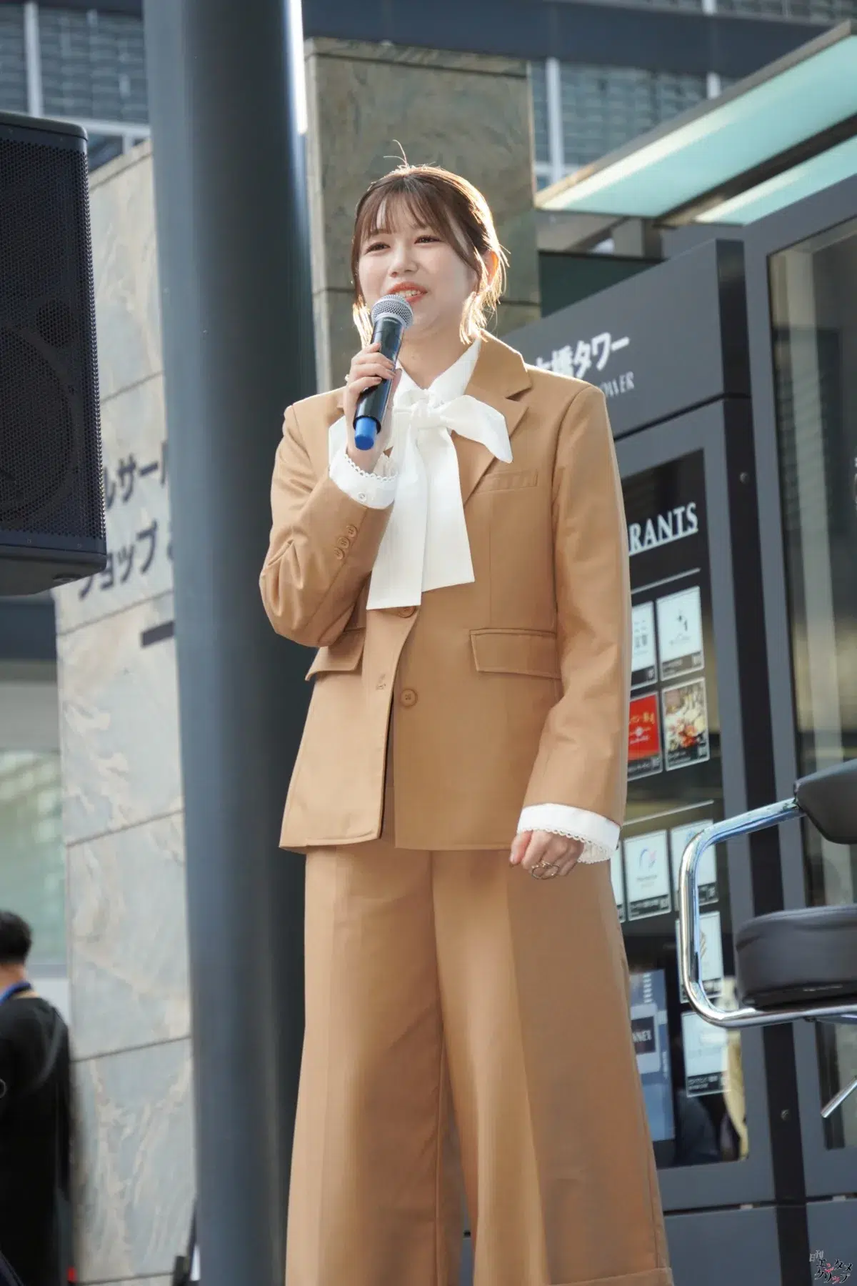 元櫻坂46・武元唯衣、ひこにゃんと共に彦根城の世界遺産登録を応援！東京・日本橋「ここ滋賀」で地元愛を語る