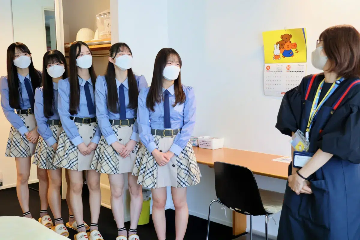 AKB48 21期研究生が「ロナルド・マクドナルド・ハウス」東大ハウスを初訪問!おむすび作りのボランティア体験や「青いマックの日」参加決定も 3 AKB48 21期研究生が「ロナルド・マクドナルド・ハウス」東大ハウスを初訪問!おむすび作りのボランティア体験や「青いマックの日」参加決定も