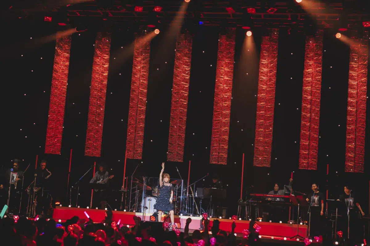 松本伊代デビュー45周年記念ライブ！新曲「Happy Lovely」初披露＆当時のオマージュ衣装も復活