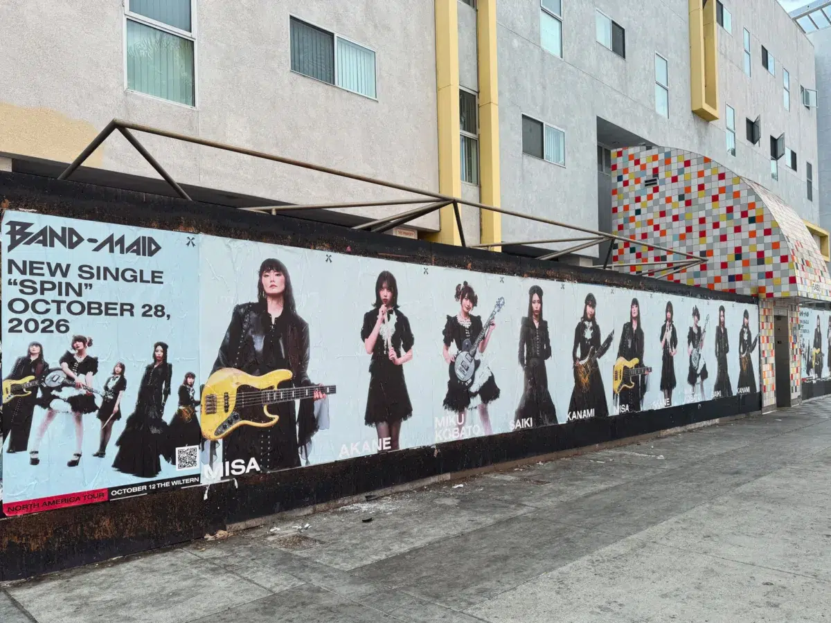 BAND-MAID、北米ツアーLA公演にて、伝統ある大型ライブハウスをソールドアウト！世界的メガバンド・インキュバスのマイク・アインジガーとサプライズ共演