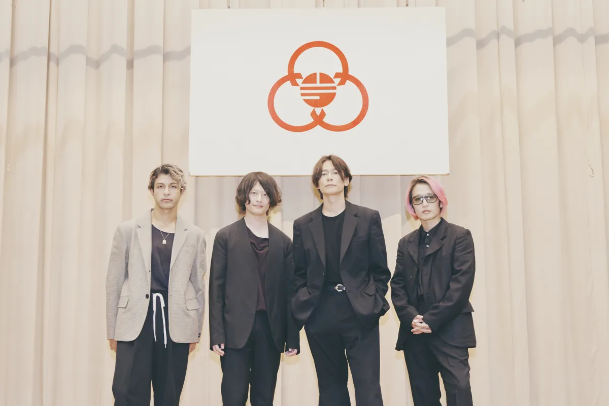 [Alexandros]白井眞輝(Gt)の母校・相模原市立相模台中学校にメンバー全員が特別授業に参加！