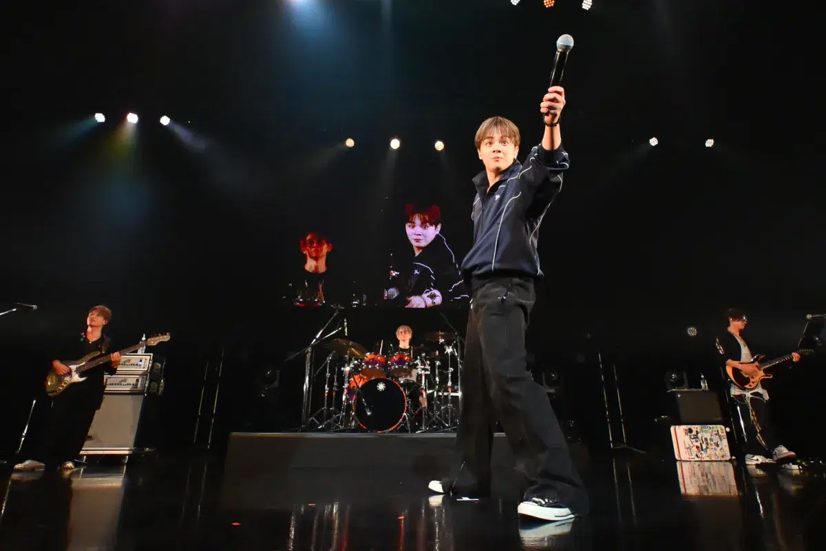 BONBON.初のソロライブが感動すぎた😭頬を叩いて歌い切る姿にファン涙。9年越しの夢を叶えた激エモライブレポ！