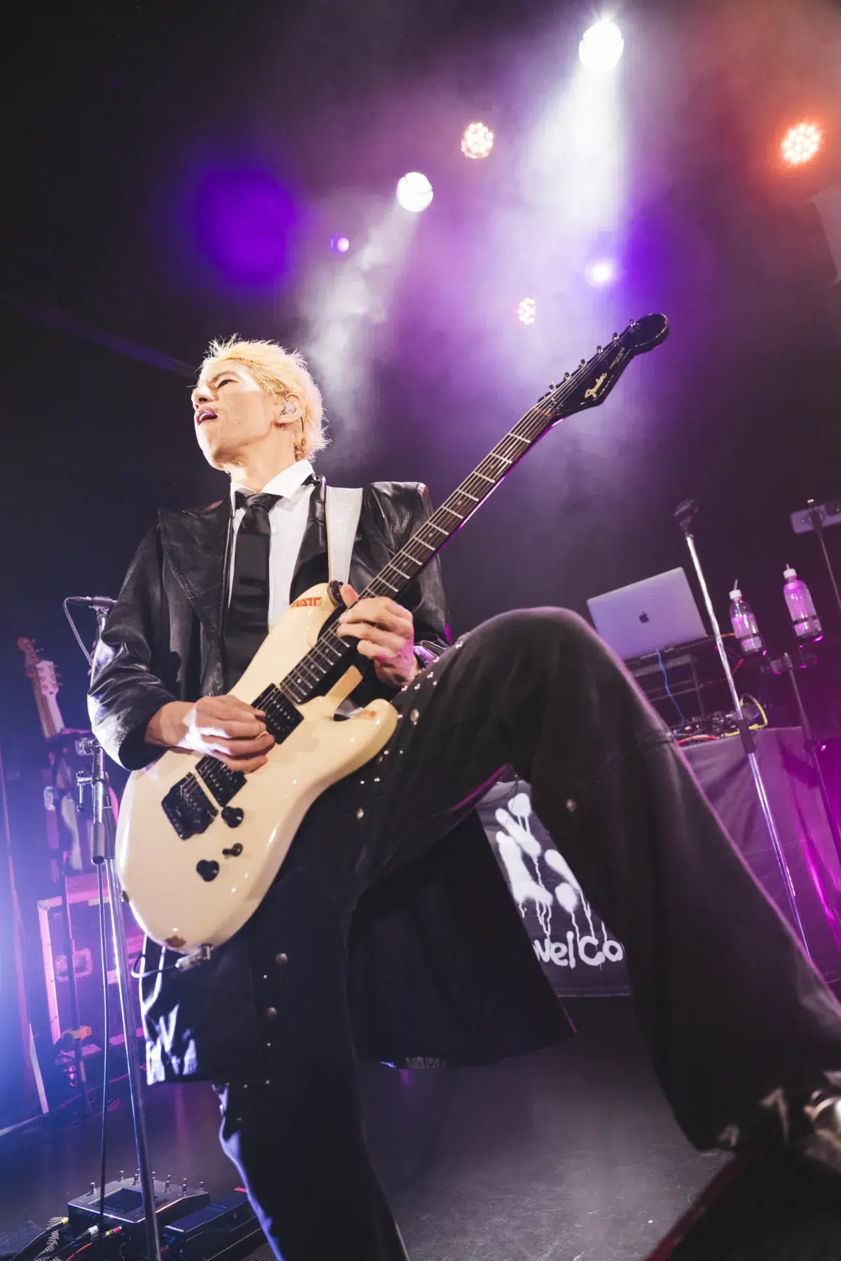 Novel Core、新体制のTHE WILL RABBITSとともに完全ソールドアウトの渋谷WWW X 2daysで熱狂のフロアを生み出し、全国ライブハウスツアー開幕