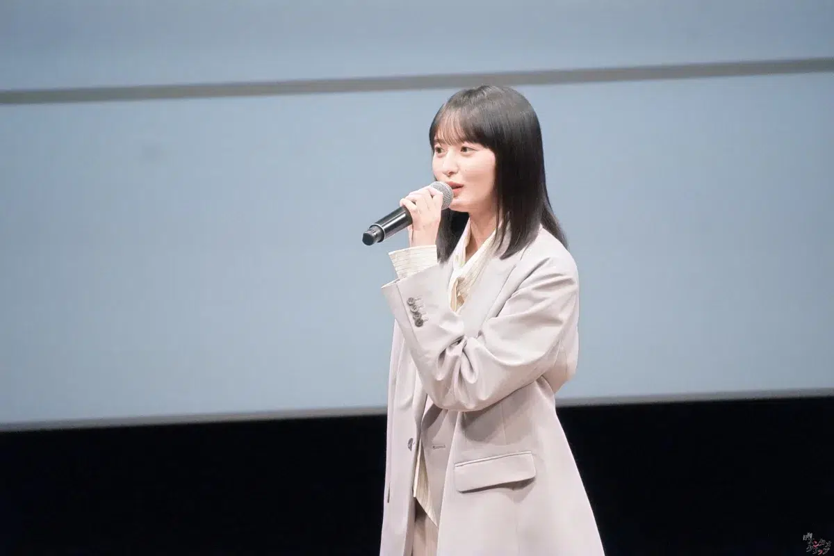 乃木坂46・遠藤さくら・井上和・瀬戸口心月が登壇！「“本物の三姉妹”すぎる仲良しトーク」とカップスター撮影秘話にファン悶絶