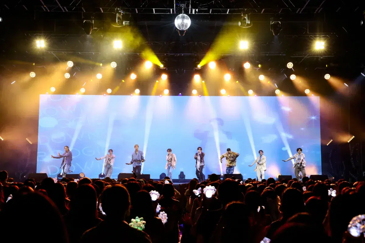 【FANTASTICS】初の海外単独ライブを台北で開催！！新曲「Echoes」を含む全14曲を披露！グルメを堪能し、現地定番ゲームにも挑戦！