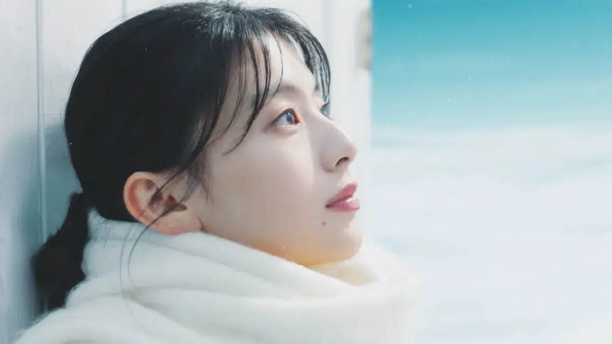 撮影中に起きたプチハプニングとは？👀出口夏希のチャーミングな素顔が詰まったメルティーキッス新CM解禁！