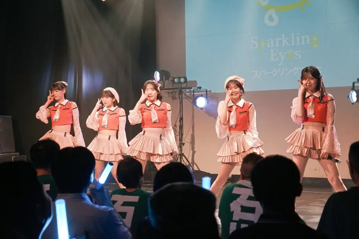 Sparkling Eyes×アップアップガールズ（仮）奇跡のコラボ！初台DOORSを熱狂させた圧倒的ポテンシャルと弾ける笑顔✨