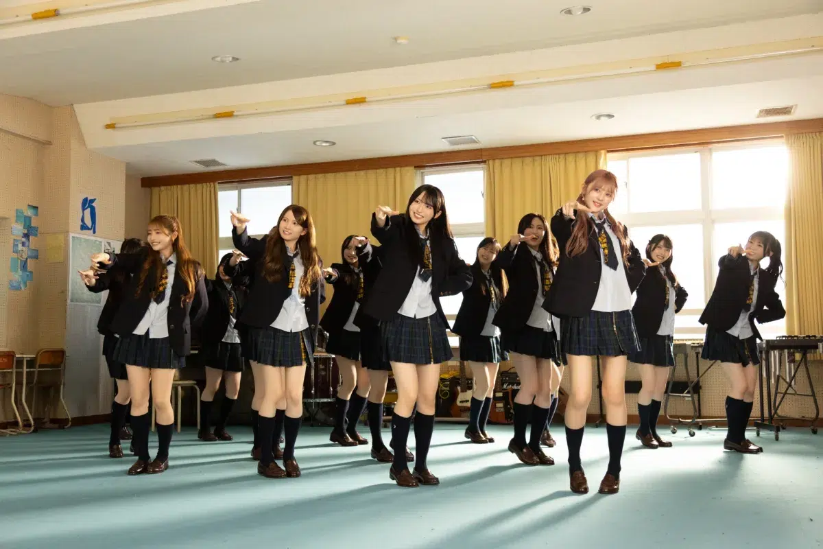 AKB48、メジャーデビュー20周年記念『会いたかった 2026』MVを10月25日公開!聖地・洲埼灯台で撮影、センター佐藤綺星ら若手16名が出演 5 AKB48、メジャーデビュー20周年記念『会いたかった 2026』MVを10月25日公開!聖地・洲埼灯台で撮影、センター佐藤綺星ら若手16名が出演