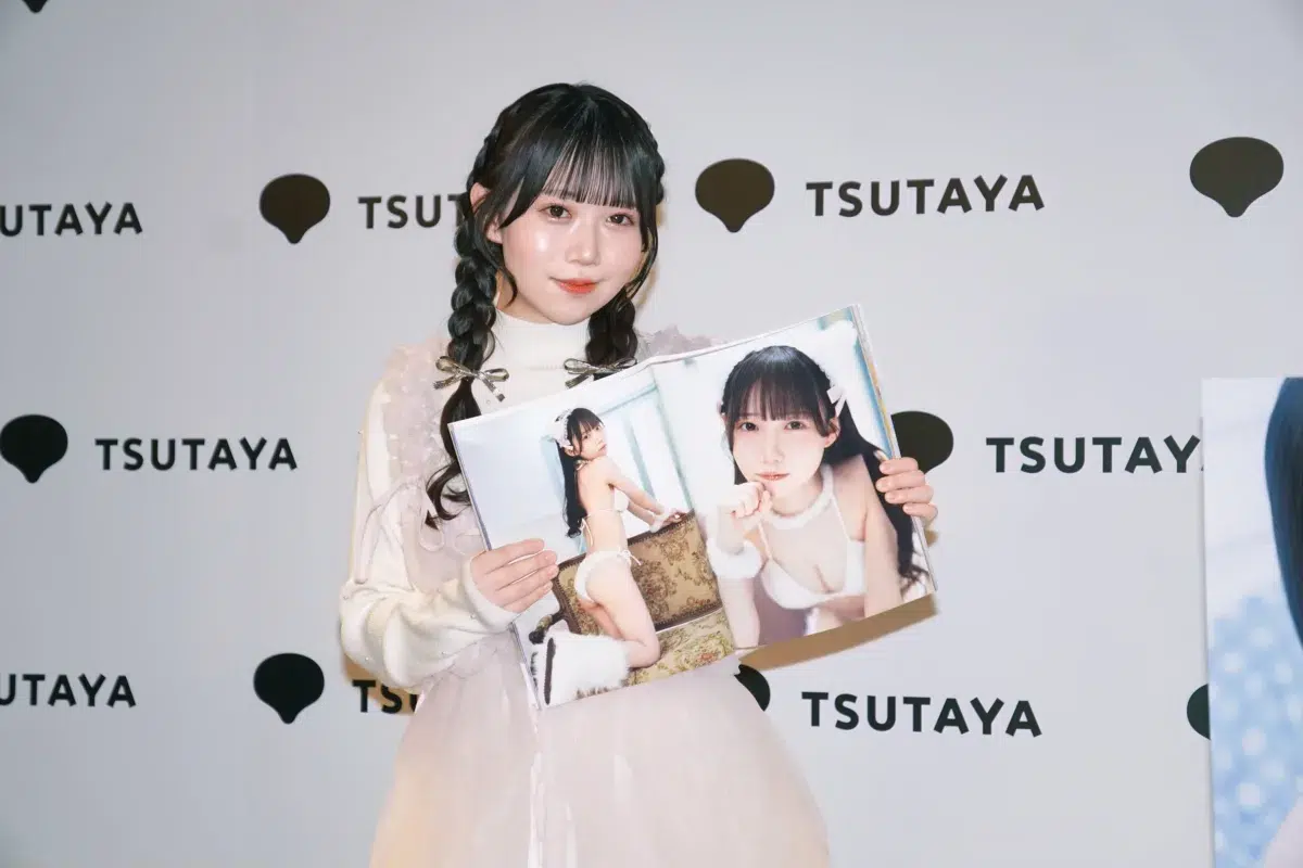 NOBROCK TVでブレイクの新居歩美、待望の1st写真集発売！本気セルフプロデュースで挑んだ意欲作に「想像を超えてくる見ごたえ」と自信の120点