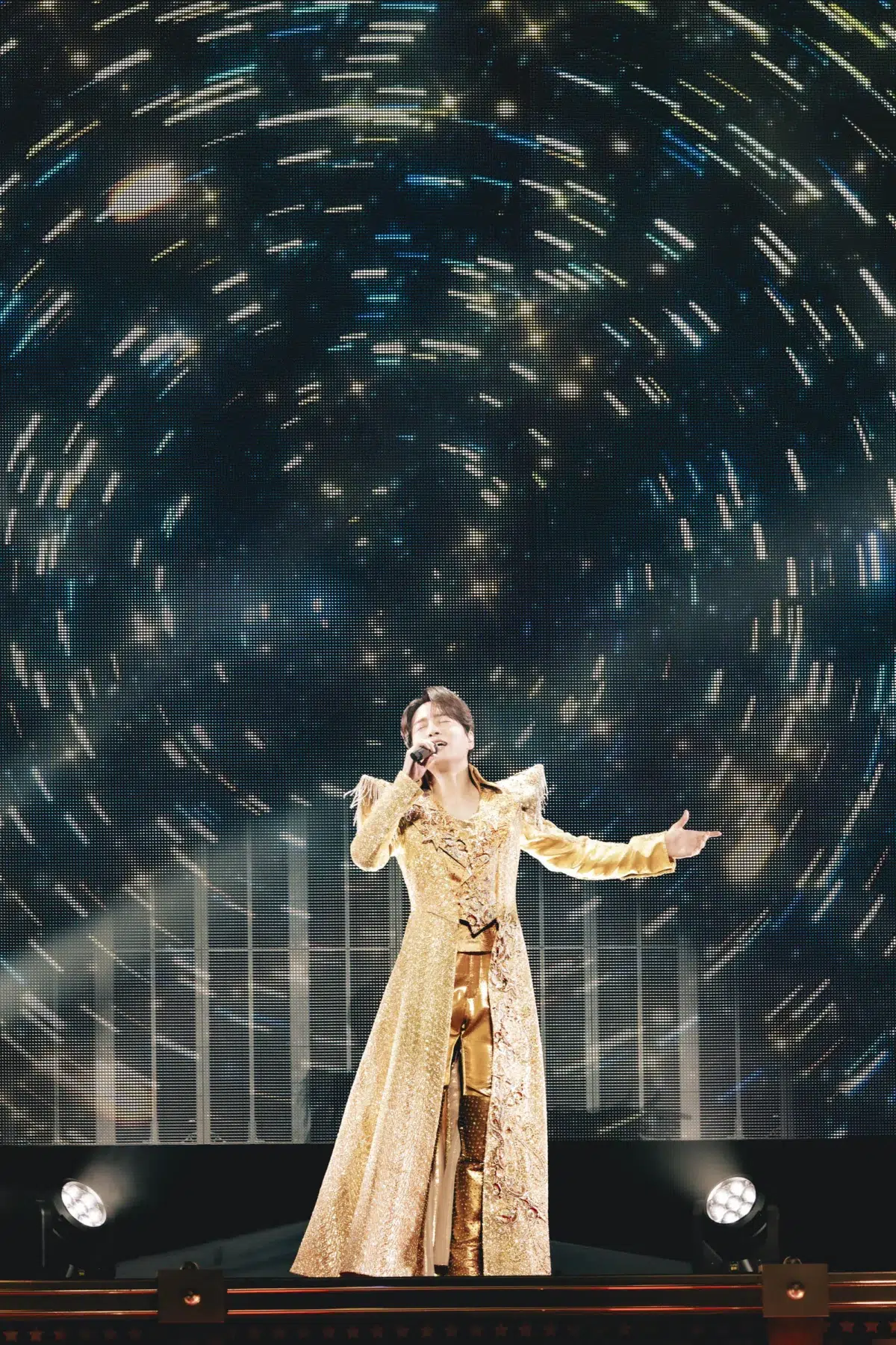 山崎育三郎 LIVE TOUR 2026『19BOX ~STARMAN~』東京国際フォーラムで圧巻のグランドフィナーレ!そして、山崎育三郎プロデュース『OK!Diamonds』から誕生した新グループ「PRIMO」初お披露目も! 3 山崎育三郎 LIVE TOUR 2026『19BOX ~STARMAN~』東京国際フォーラムで圧巻のグランドフィナーレ!そして、山崎育三郎プロデュース『OK!Diamonds』から誕生した新グループ「PRIMO」初お披露目も!