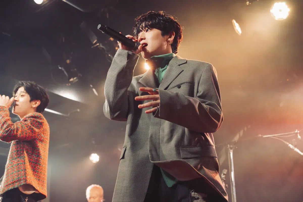 ボーカルユニット「unløck」、初のワンマンライブ「MASTER KEY」を開催！生バンドをバックにフレッシュなパフォーマンスで新曲2曲も披露。10/28に新曲「NEW TREND」を配信リリース！