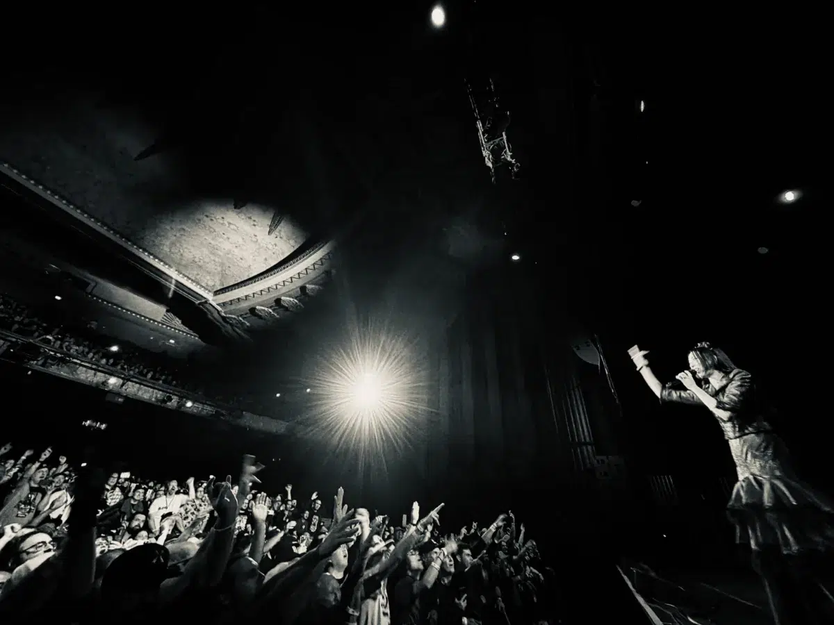 BAND-MAID、ワールドツアー北米公演は各地大盛況で完走！LAではINCUBUSメンバー、メキシコシティではTHE WARNINGメンバーが集結し、コラボレーション曲を披露！