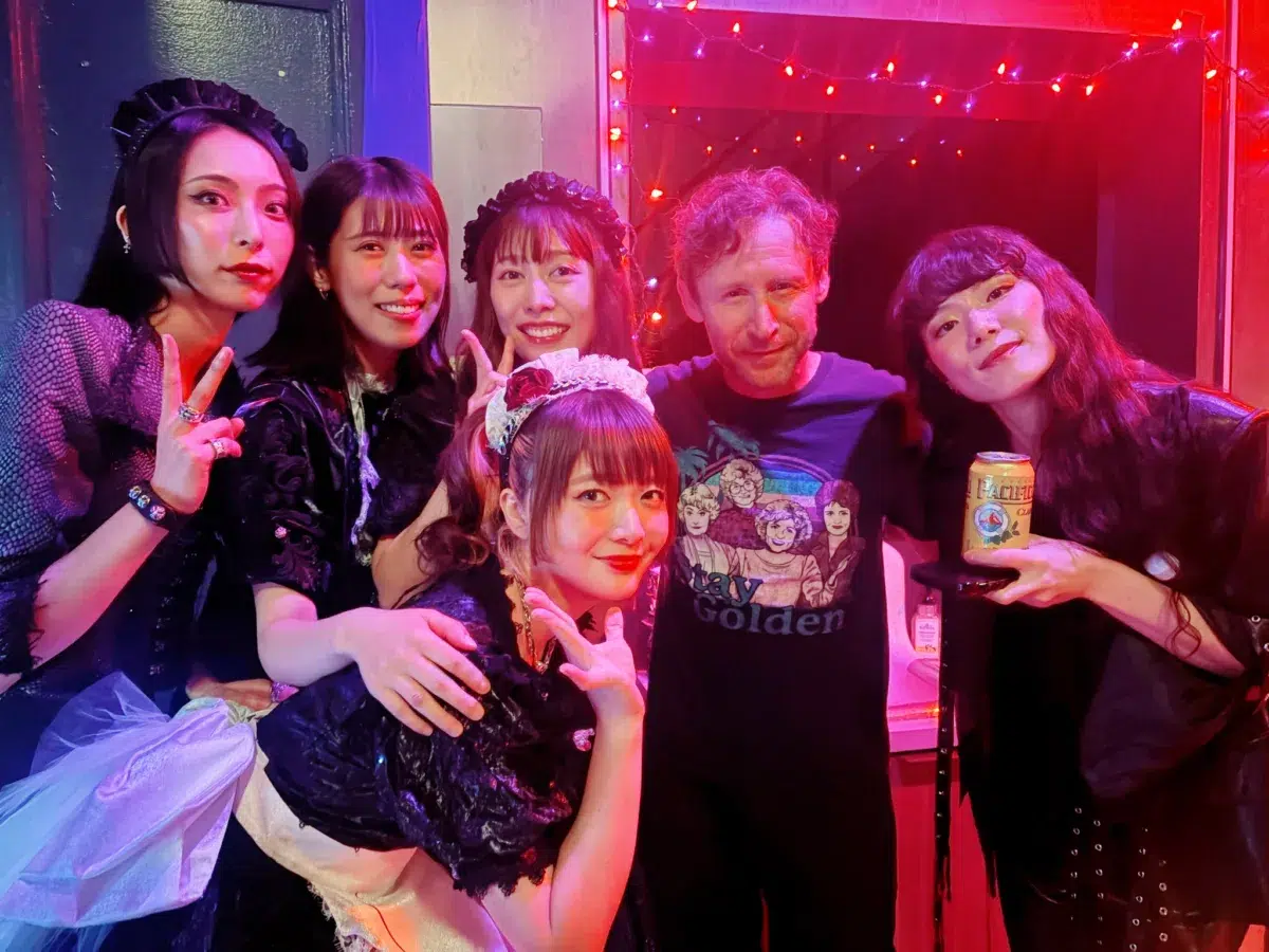 BAND-MAID、ワールドツアー北米公演は各地大盛況で完走！LAではINCUBUSメンバー、メキシコシティではTHE WARNINGメンバーが集結し、コラボレーション曲を披露！