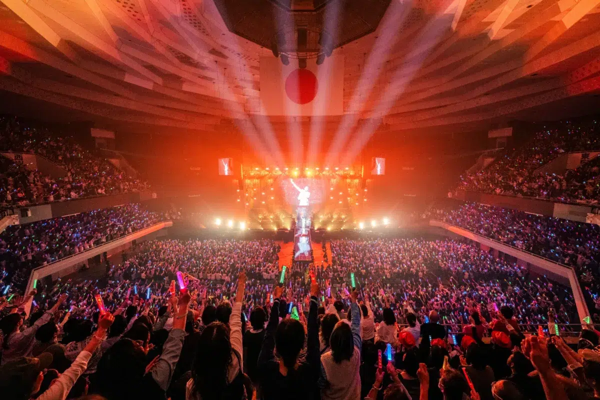 郷ひろみ、日本武道館で届けた55年分の愛。「ALL MY LOVE」ツアー感動のグランドフィナーレ