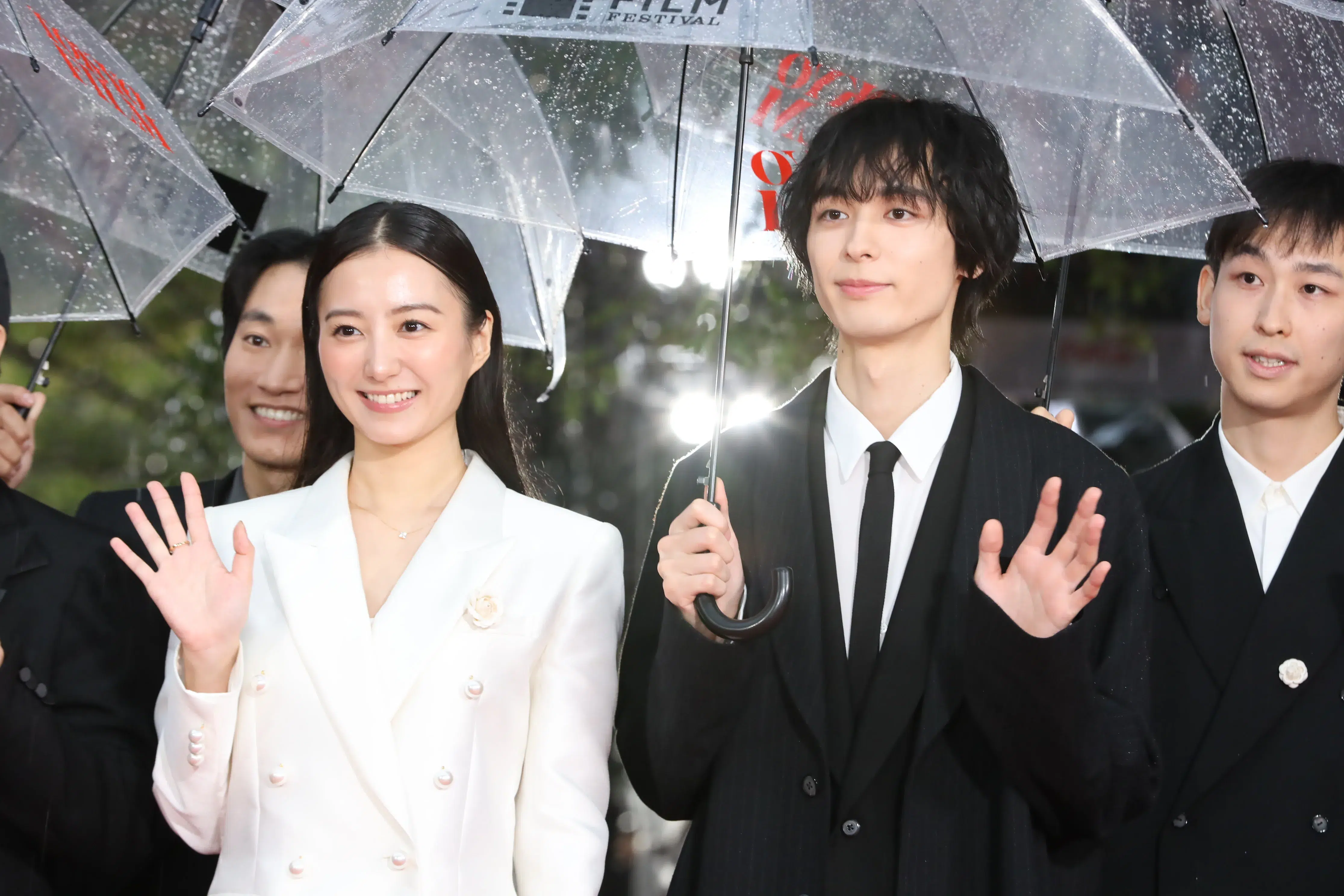 【第39回東京国際映画祭】中島健人、岡田准一ら総勢262名がレッドカーペットに集結!雨を飾る華やかな開幕セレモニー 425 【第39回東京国際映画祭】中島健人、岡田准一ら総勢262名がレッドカーペットに集結!雨を飾る華やかな開幕セレモニー