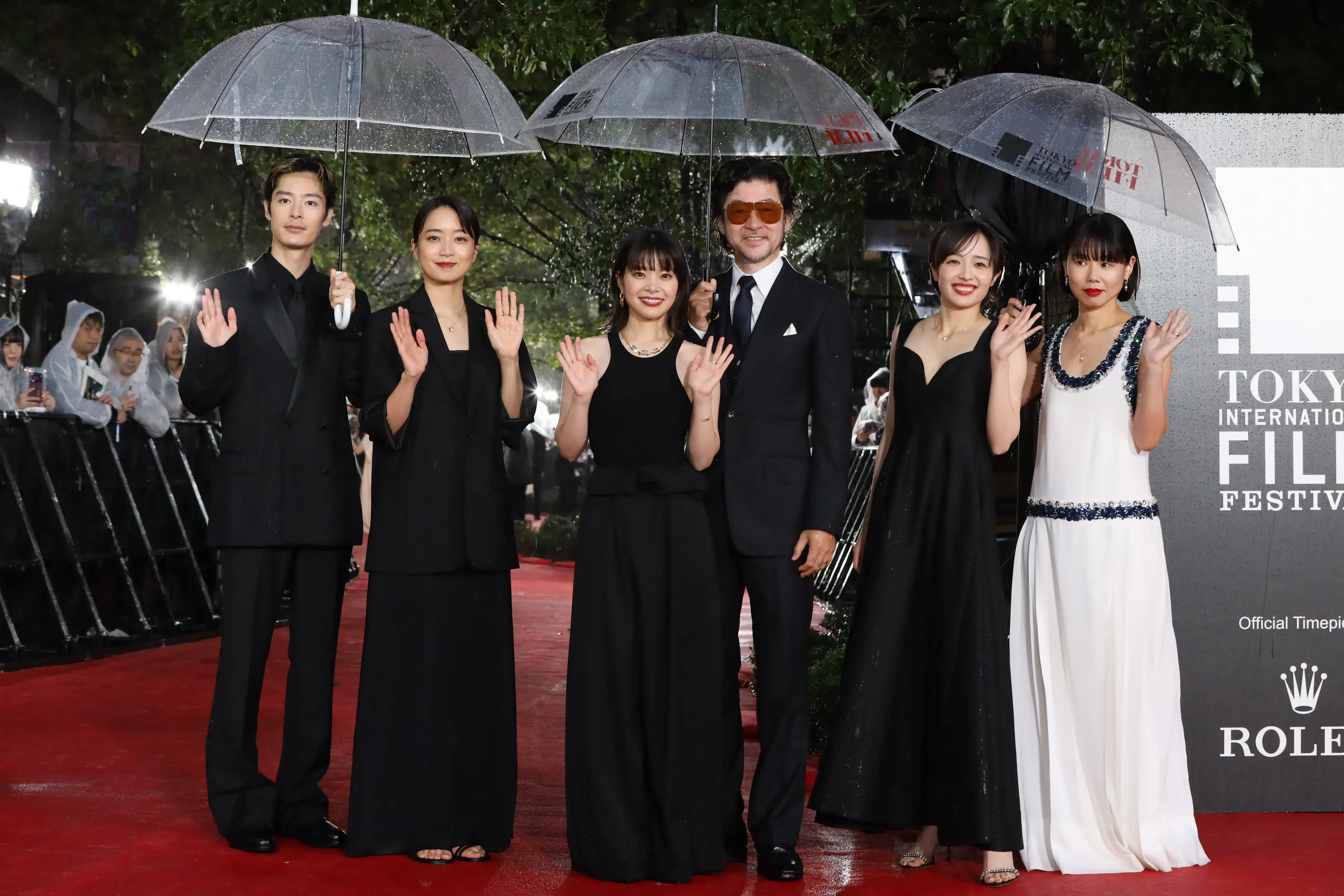 【第39回東京国際映画祭】中島健人、岡田准一ら総勢262名がレッドカーペットに集結!雨を飾る華やかな開幕セレモニー 411 【第39回東京国際映画祭】中島健人、岡田准一ら総勢262名がレッドカーペットに集結!雨を飾る華やかな開幕セレモニー