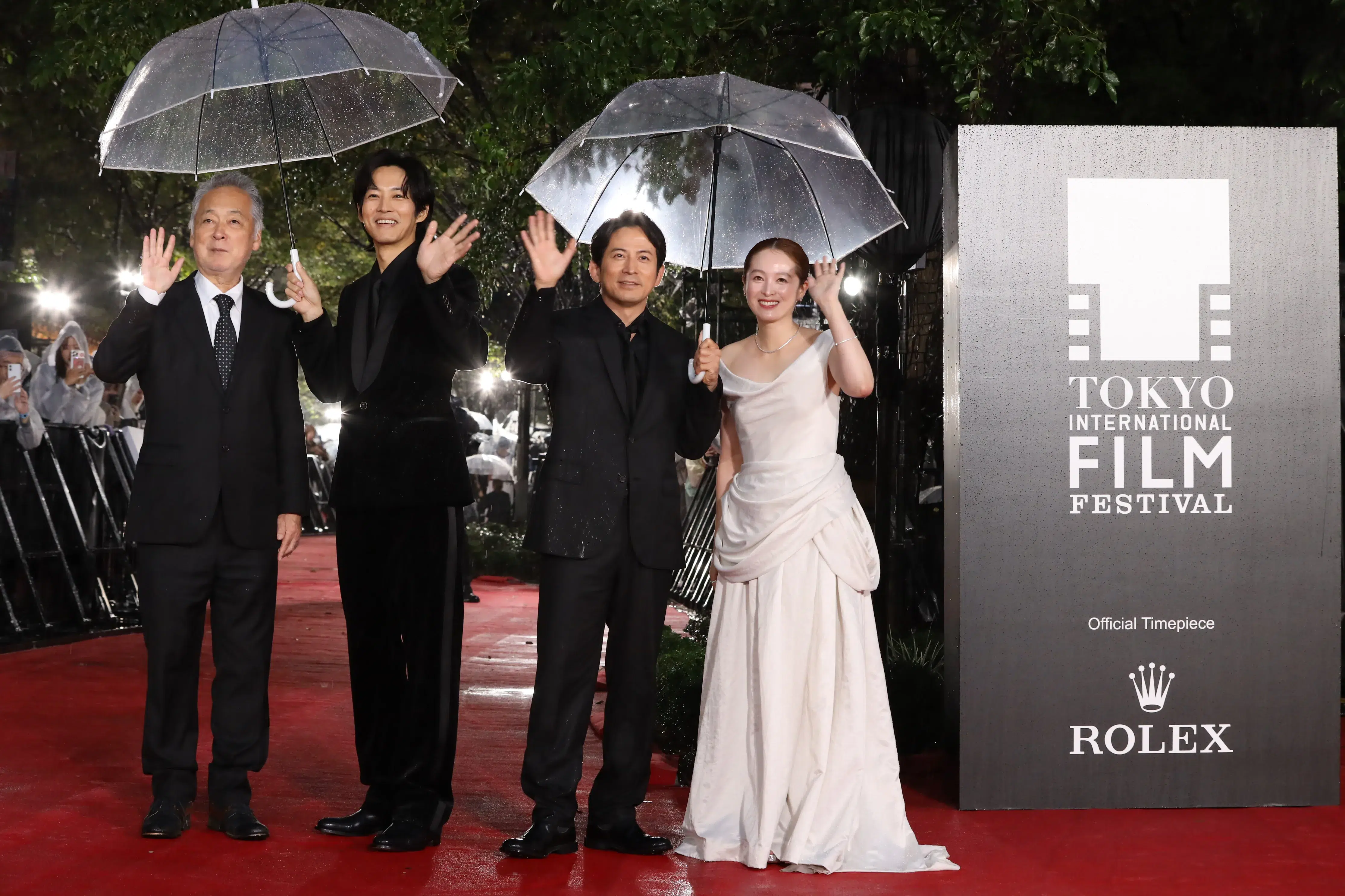 【第39回東京国際映画祭】中島健人、岡田准一ら総勢262名がレッドカーペットに集結!雨を飾る華やかな開幕セレモニー 406 【第39回東京国際映画祭】中島健人、岡田准一ら総勢262名がレッドカーペットに集結!雨を飾る華やかな開幕セレモニー
