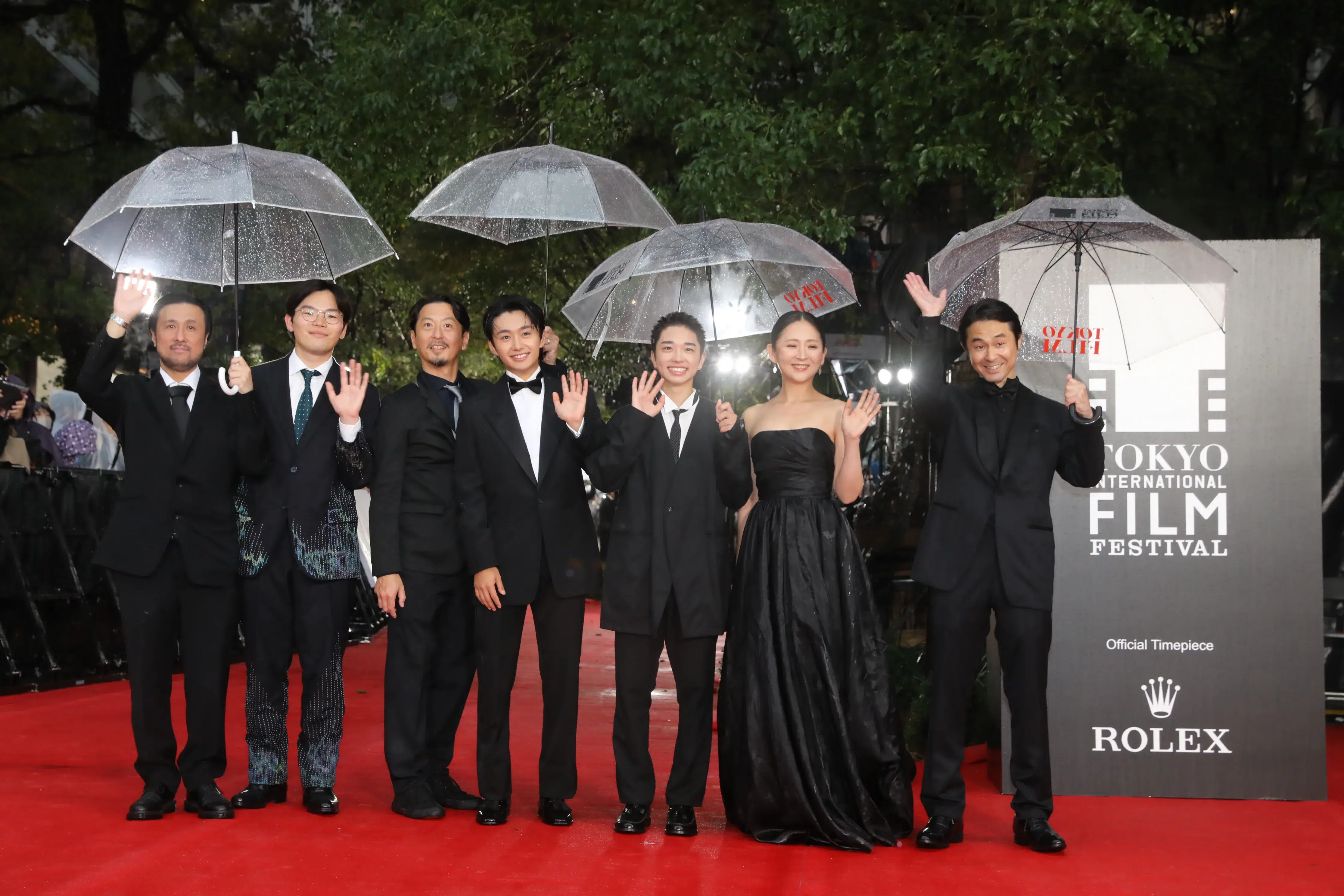 【第39回東京国際映画祭】中島健人、岡田准一ら総勢262名がレッドカーペットに集結!雨を飾る華やかな開幕セレモニー 399 【第39回東京国際映画祭】中島健人、岡田准一ら総勢262名がレッドカーペットに集結!雨を飾る華やかな開幕セレモニー