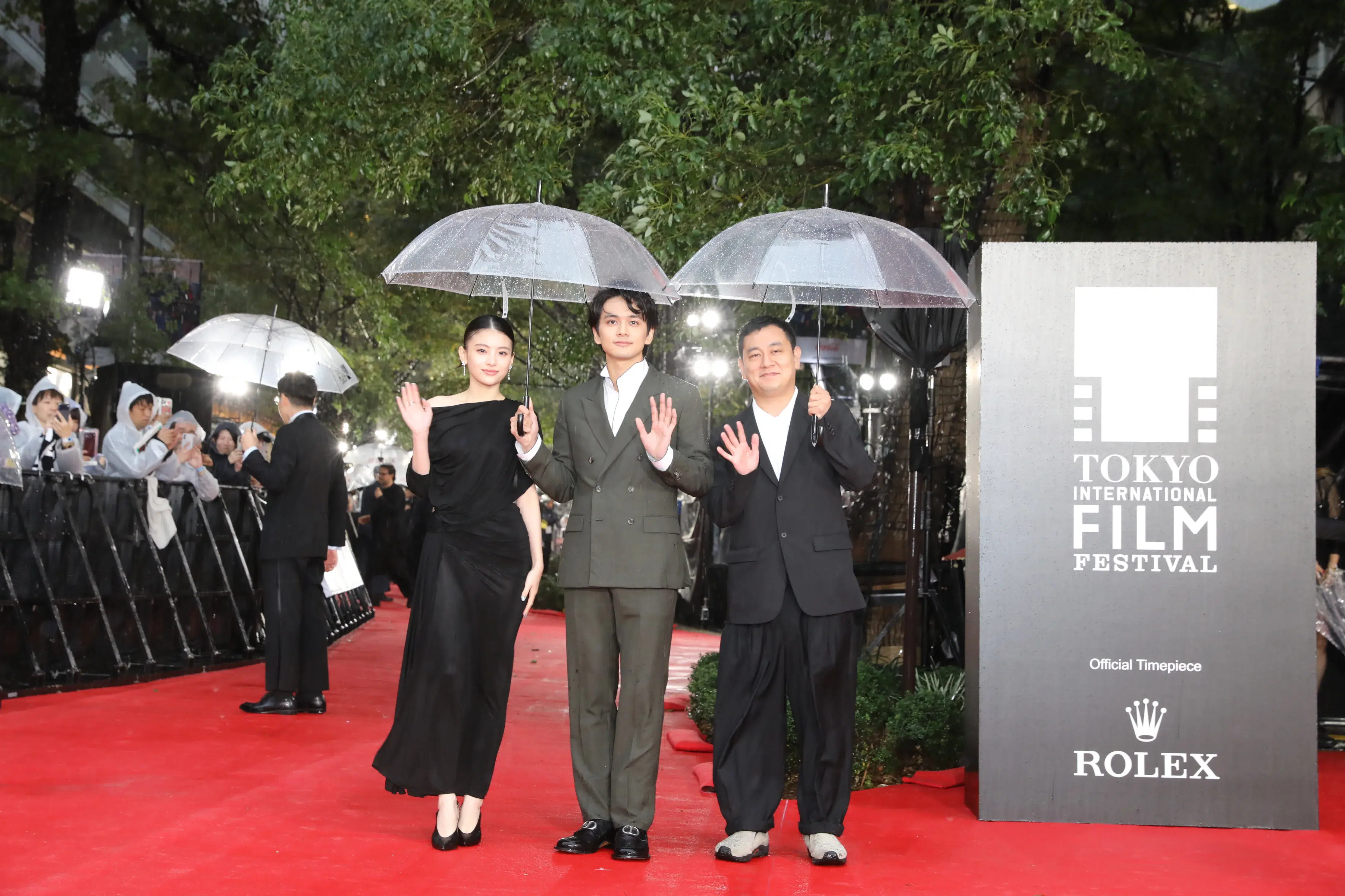 【第39回東京国際映画祭】中島健人、岡田准一ら総勢262名がレッドカーペットに集結!雨を飾る華やかな開幕セレモニー 389 【第39回東京国際映画祭】中島健人、岡田准一ら総勢262名がレッドカーペットに集結!雨を飾る華やかな開幕セレモニー