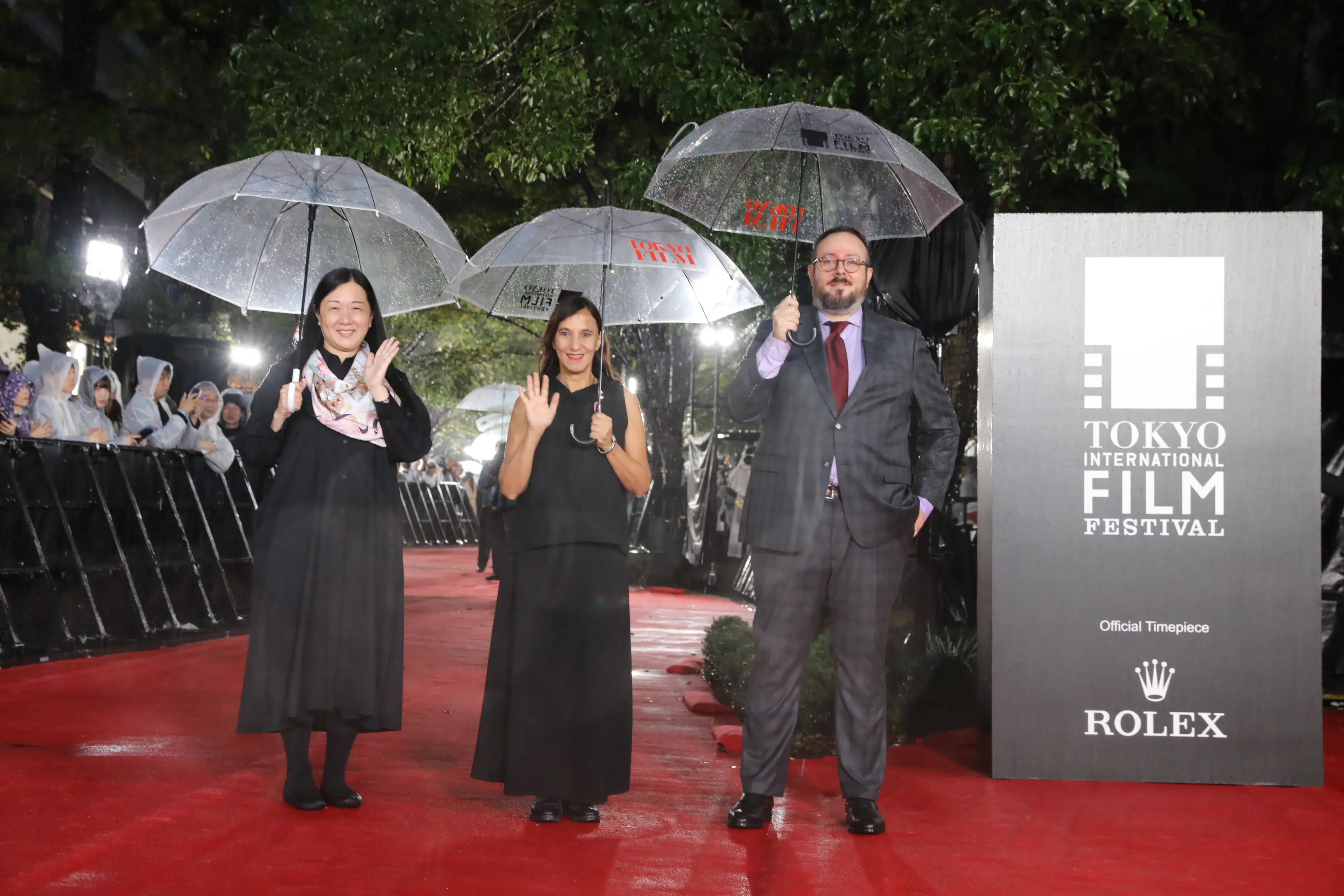 【第39回東京国際映画祭】中島健人、岡田准一ら総勢262名がレッドカーペットに集結!雨を飾る華やかな開幕セレモニー 375 【第39回東京国際映画祭】中島健人、岡田准一ら総勢262名がレッドカーペットに集結!雨を飾る華やかな開幕セレモニー