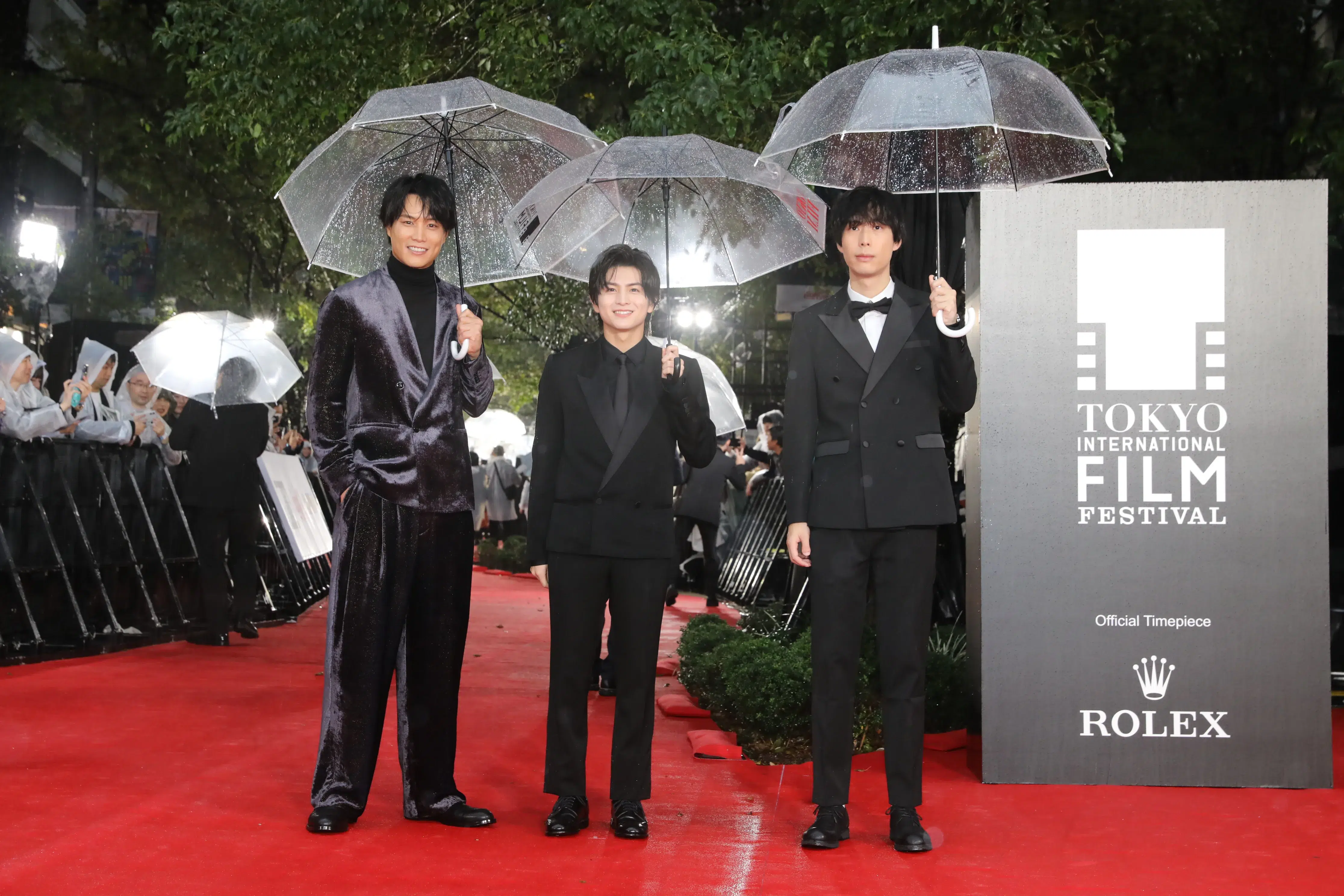 【第39回東京国際映画祭】中島健人、岡田准一ら総勢262名がレッドカーペットに集結!雨を飾る華やかな開幕セレモニー 371 【第39回東京国際映画祭】中島健人、岡田准一ら総勢262名がレッドカーペットに集結!雨を飾る華やかな開幕セレモニー
