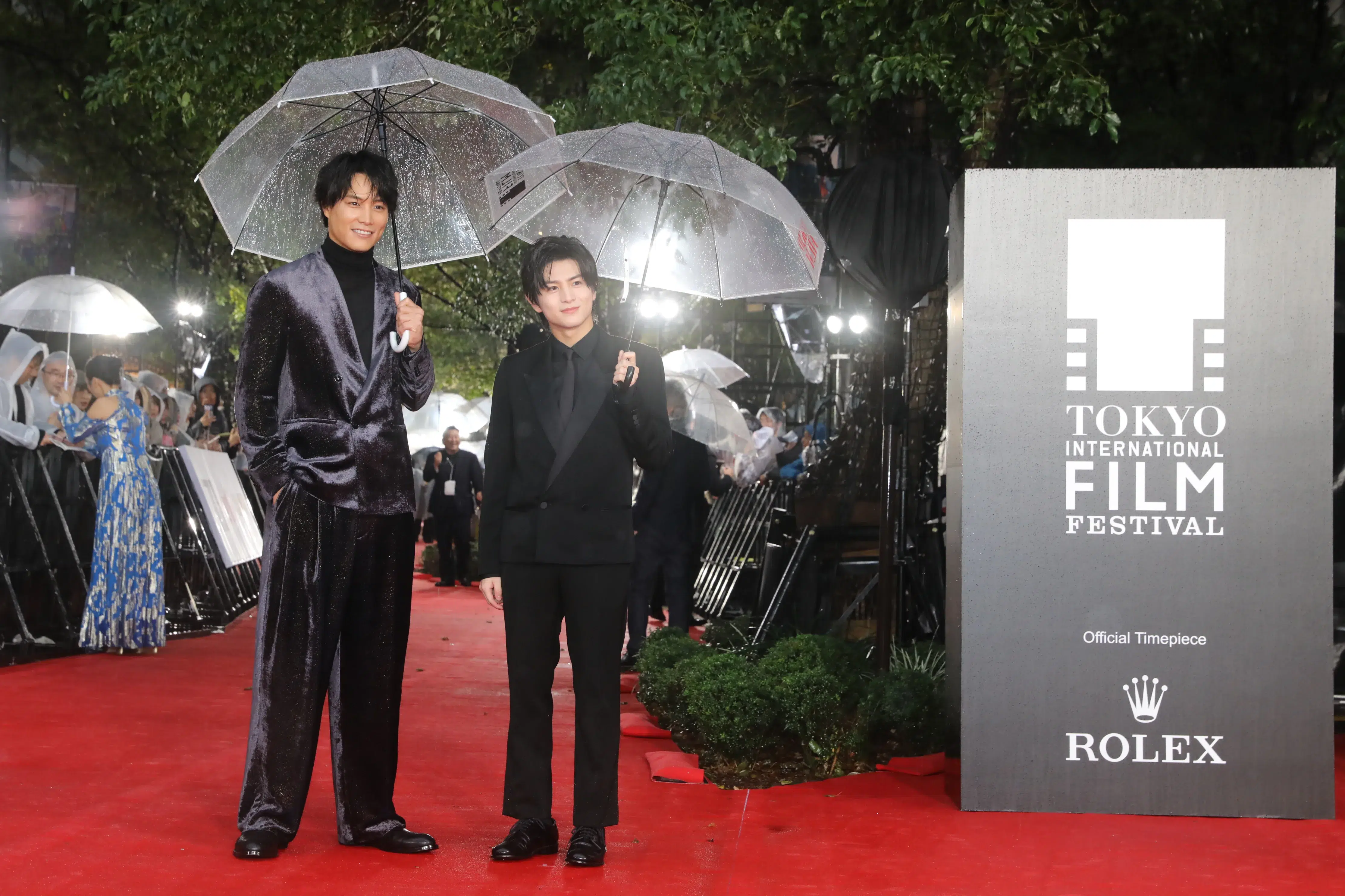【第39回東京国際映画祭】中島健人、岡田准一ら総勢262名がレッドカーペットに集結!雨を飾る華やかな開幕セレモニー 370 【第39回東京国際映画祭】中島健人、岡田准一ら総勢262名がレッドカーペットに集結!雨を飾る華やかな開幕セレモニー