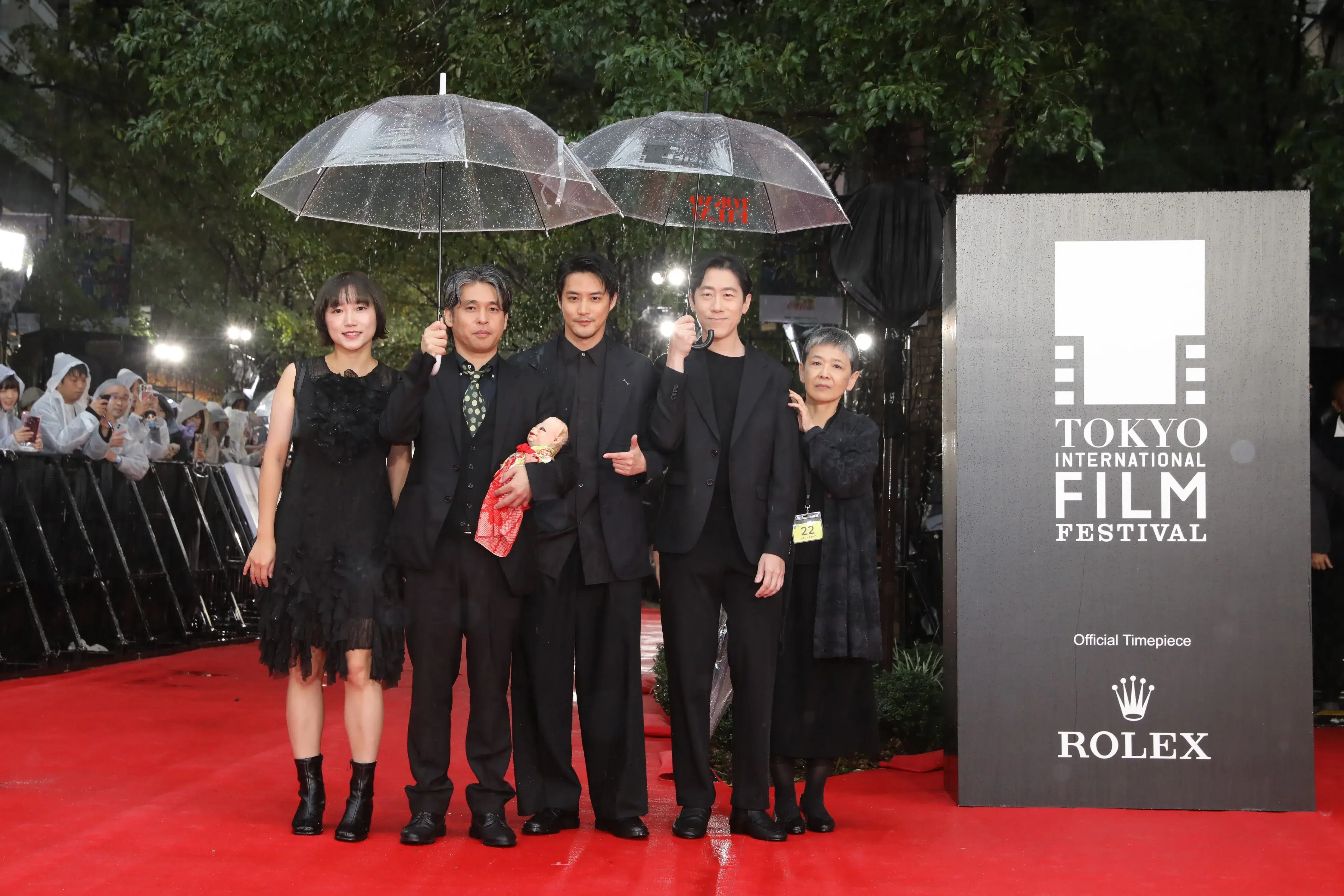 【第39回東京国際映画祭】中島健人、岡田准一ら総勢262名がレッドカーペットに集結!雨を飾る華やかな開幕セレモニー 356 【第39回東京国際映画祭】中島健人、岡田准一ら総勢262名がレッドカーペットに集結!雨を飾る華やかな開幕セレモニー
