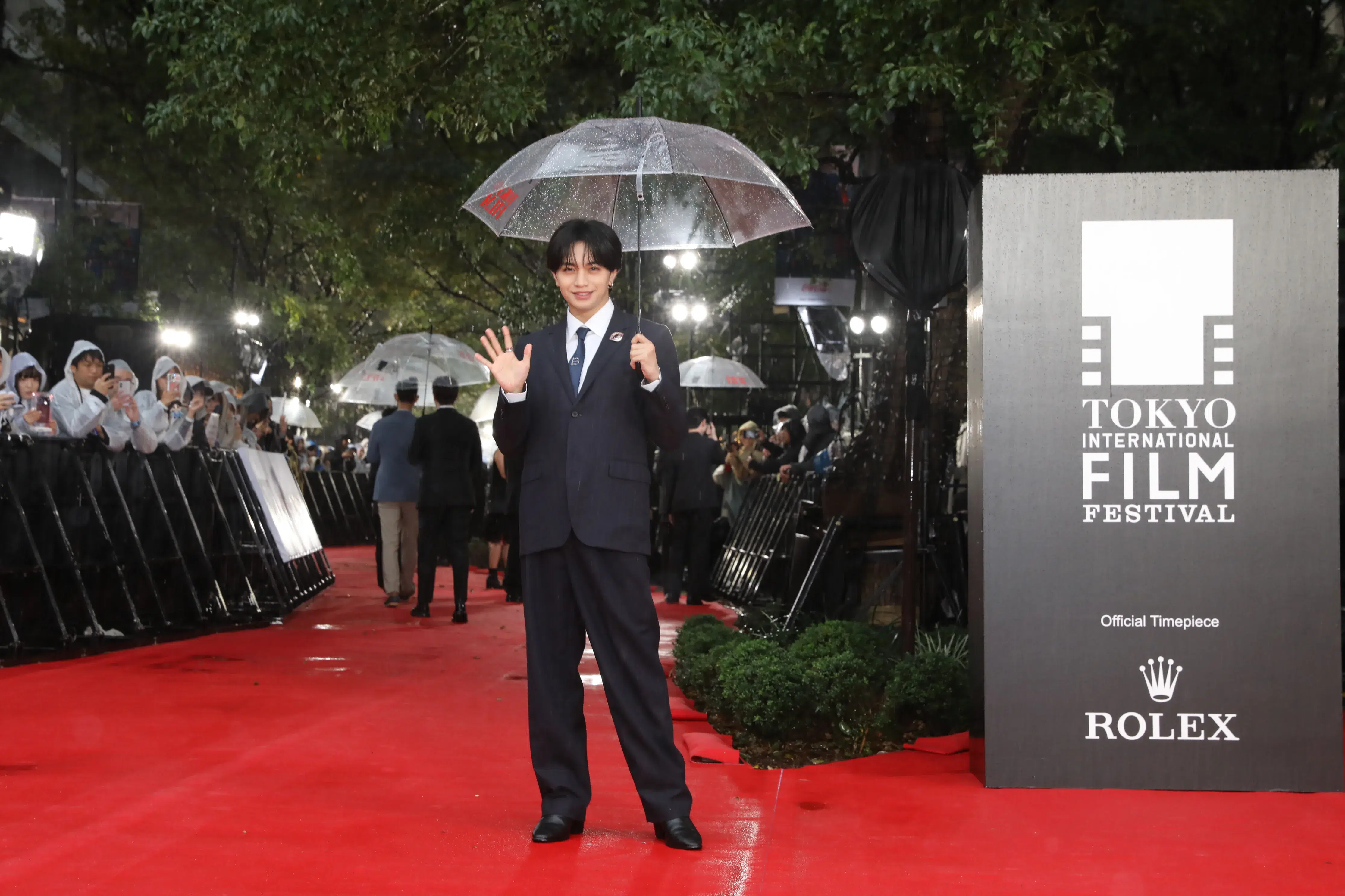 【第39回東京国際映画祭】中島健人、岡田准一ら総勢262名がレッドカーペットに集結!雨を飾る華やかな開幕セレモニー 354 【第39回東京国際映画祭】中島健人、岡田准一ら総勢262名がレッドカーペットに集結!雨を飾る華やかな開幕セレモニー