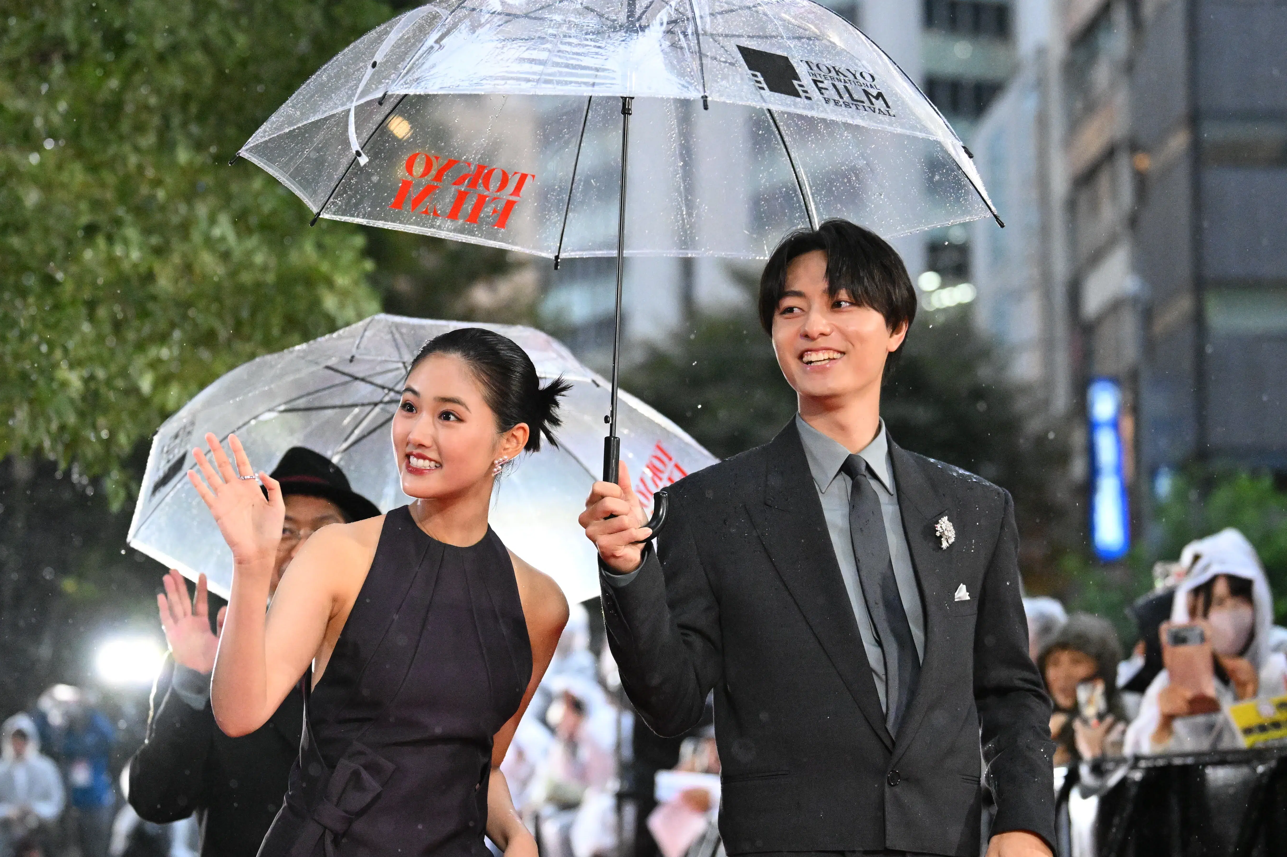 【第39回東京国際映画祭】中島健人、岡田准一ら総勢262名がレッドカーペットに集結!雨を飾る華やかな開幕セレモニー 454 【第39回東京国際映画祭】中島健人、岡田准一ら総勢262名がレッドカーペットに集結!雨を飾る華やかな開幕セレモニー