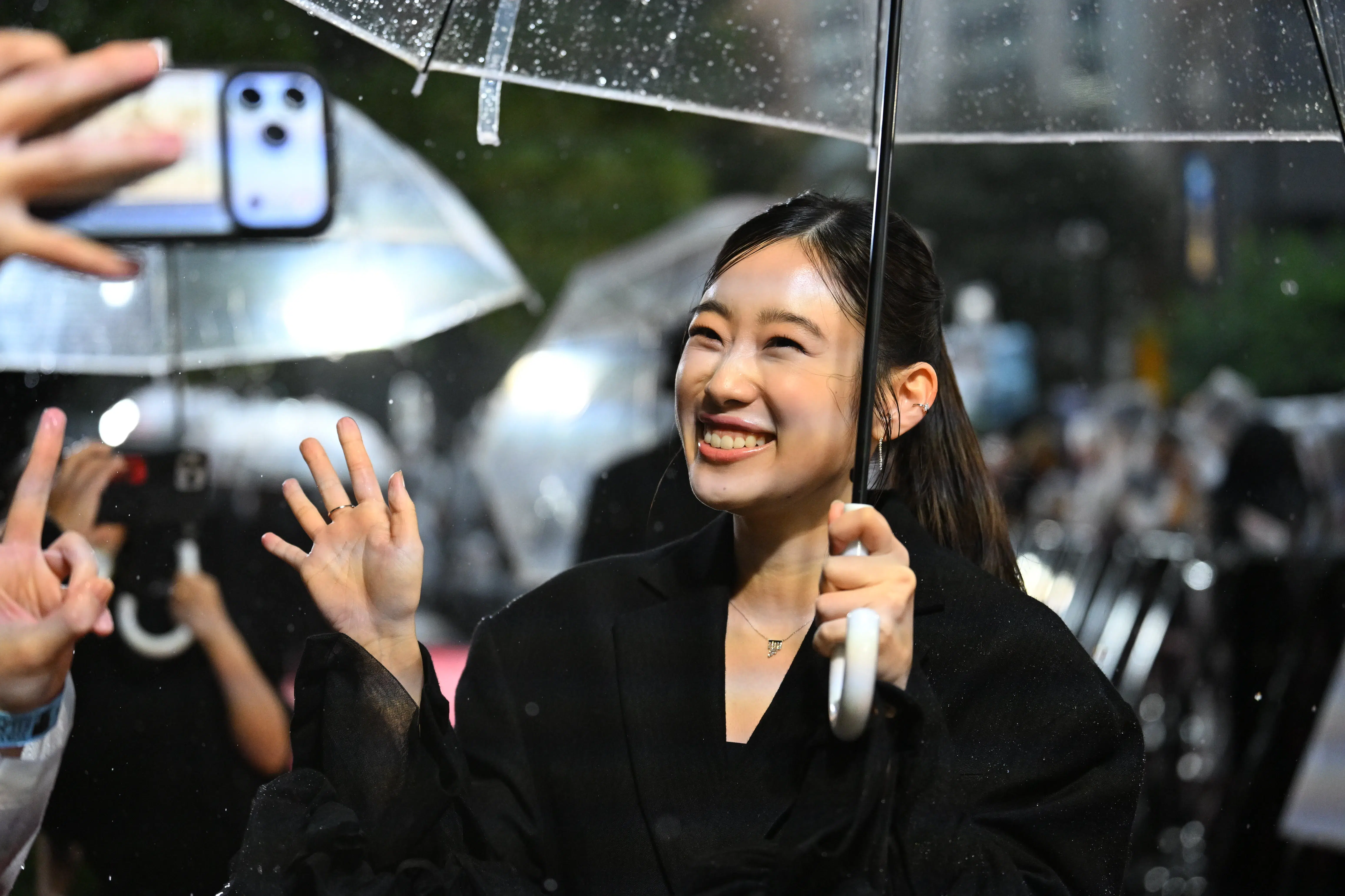 【第39回東京国際映画祭】中島健人、岡田准一ら総勢262名がレッドカーペットに集結!雨を飾る華やかな開幕セレモニー 343 【第39回東京国際映画祭】中島健人、岡田准一ら総勢262名がレッドカーペットに集結!雨を飾る華やかな開幕セレモニー