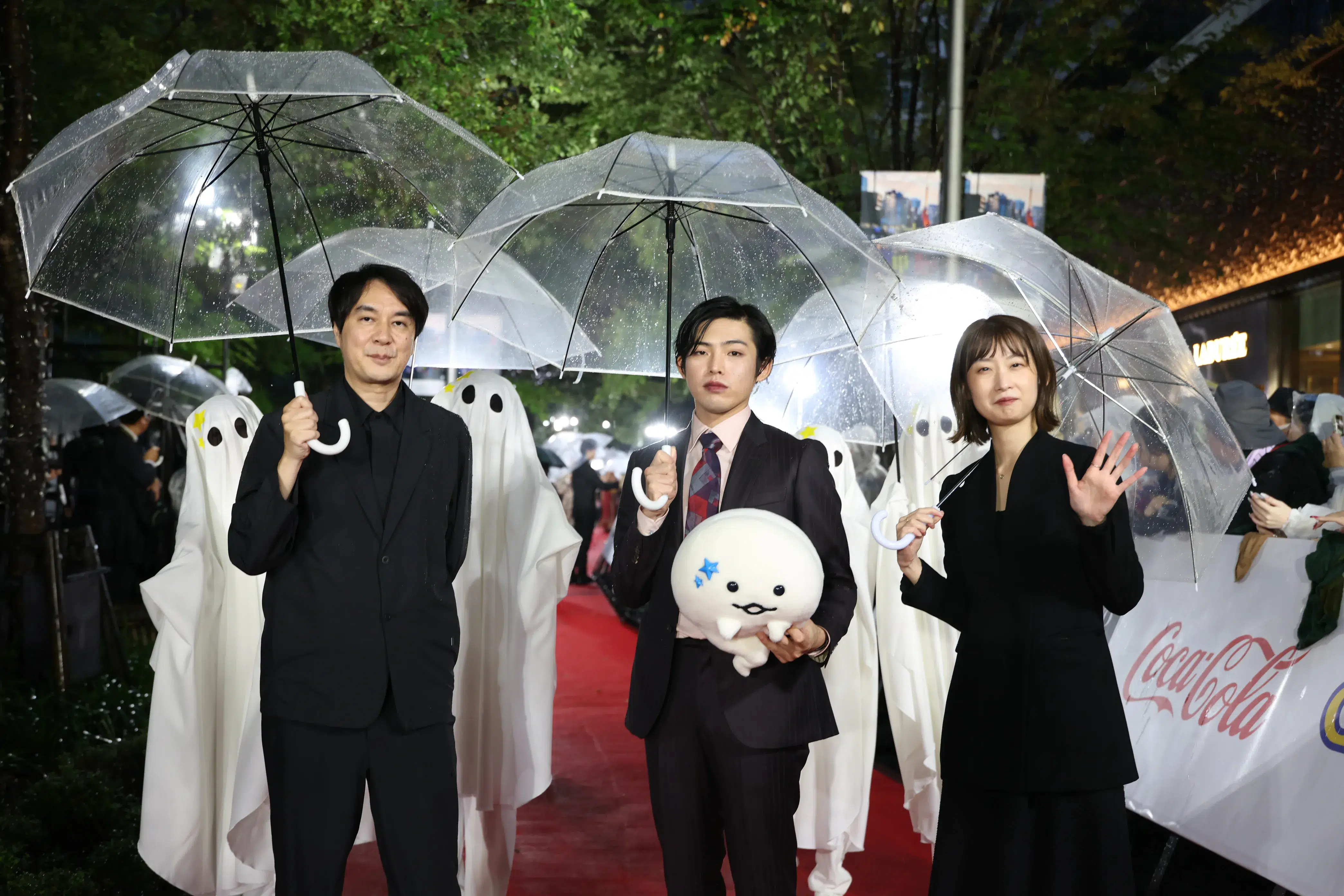 【第39回東京国際映画祭】中島健人、岡田准一ら総勢262名がレッドカーペットに集結!雨を飾る華やかな開幕セレモニー 321 【第39回東京国際映画祭】中島健人、岡田准一ら総勢262名がレッドカーペットに集結!雨を飾る華やかな開幕セレモニー