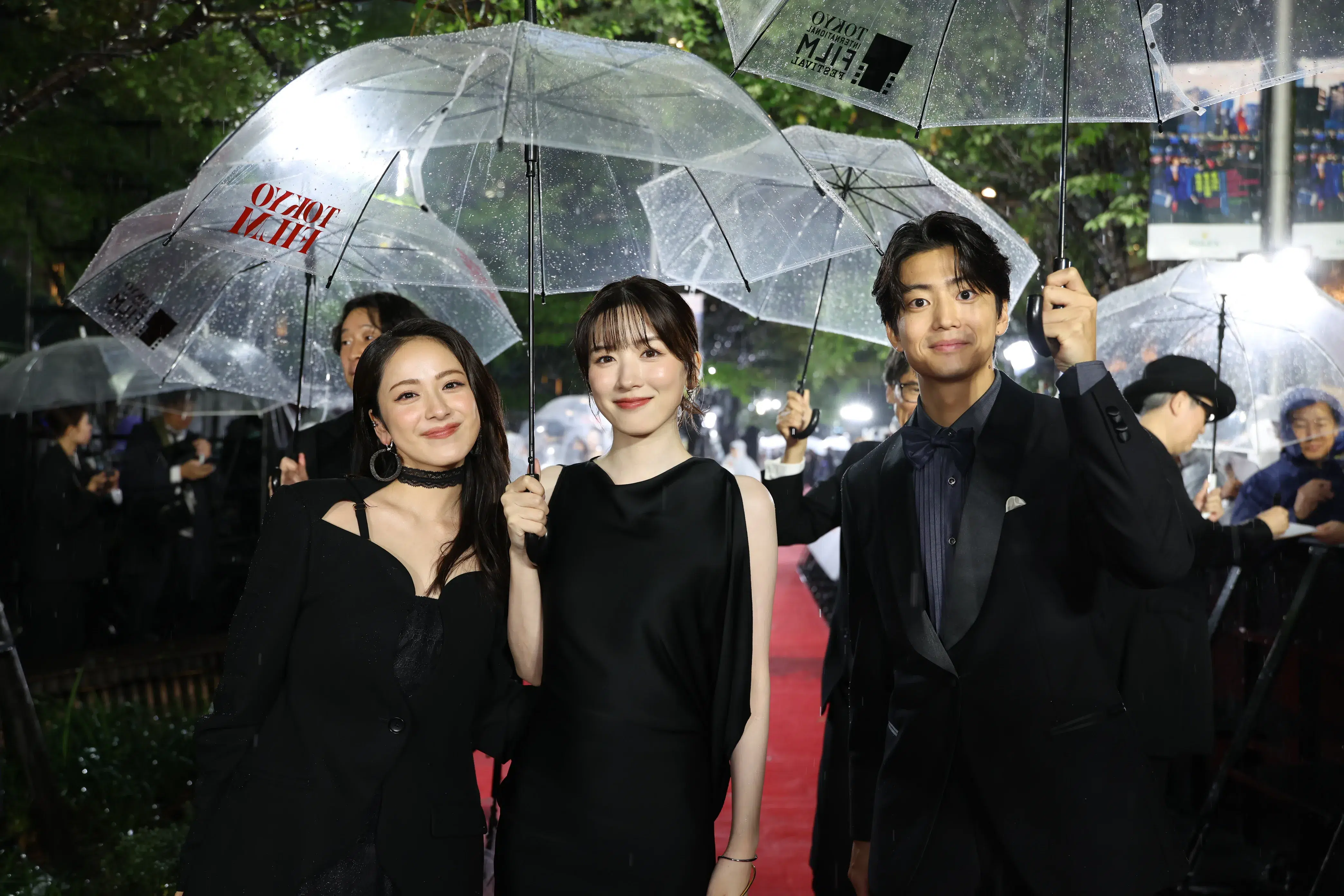 【第39回東京国際映画祭】中島健人、岡田准一ら総勢262名がレッドカーペットに集結!雨を飾る華やかな開幕セレモニー 314 【第39回東京国際映画祭】中島健人、岡田准一ら総勢262名がレッドカーペットに集結!雨を飾る華やかな開幕セレモニー