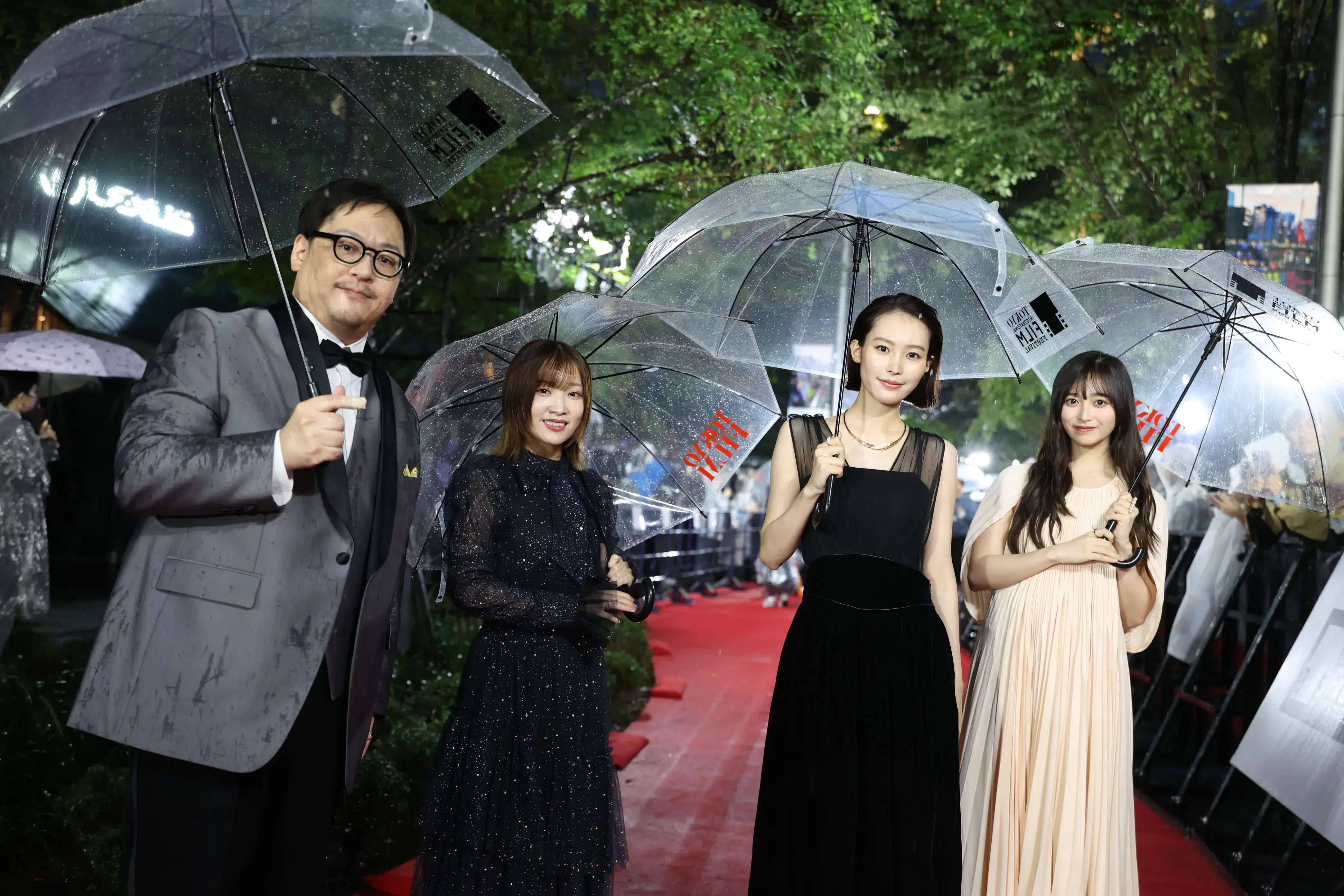 【第39回東京国際映画祭】中島健人、岡田准一ら総勢262名がレッドカーペットに集結!雨を飾る華やかな開幕セレモニー 311 【第39回東京国際映画祭】中島健人、岡田准一ら総勢262名がレッドカーペットに集結!雨を飾る華やかな開幕セレモニー