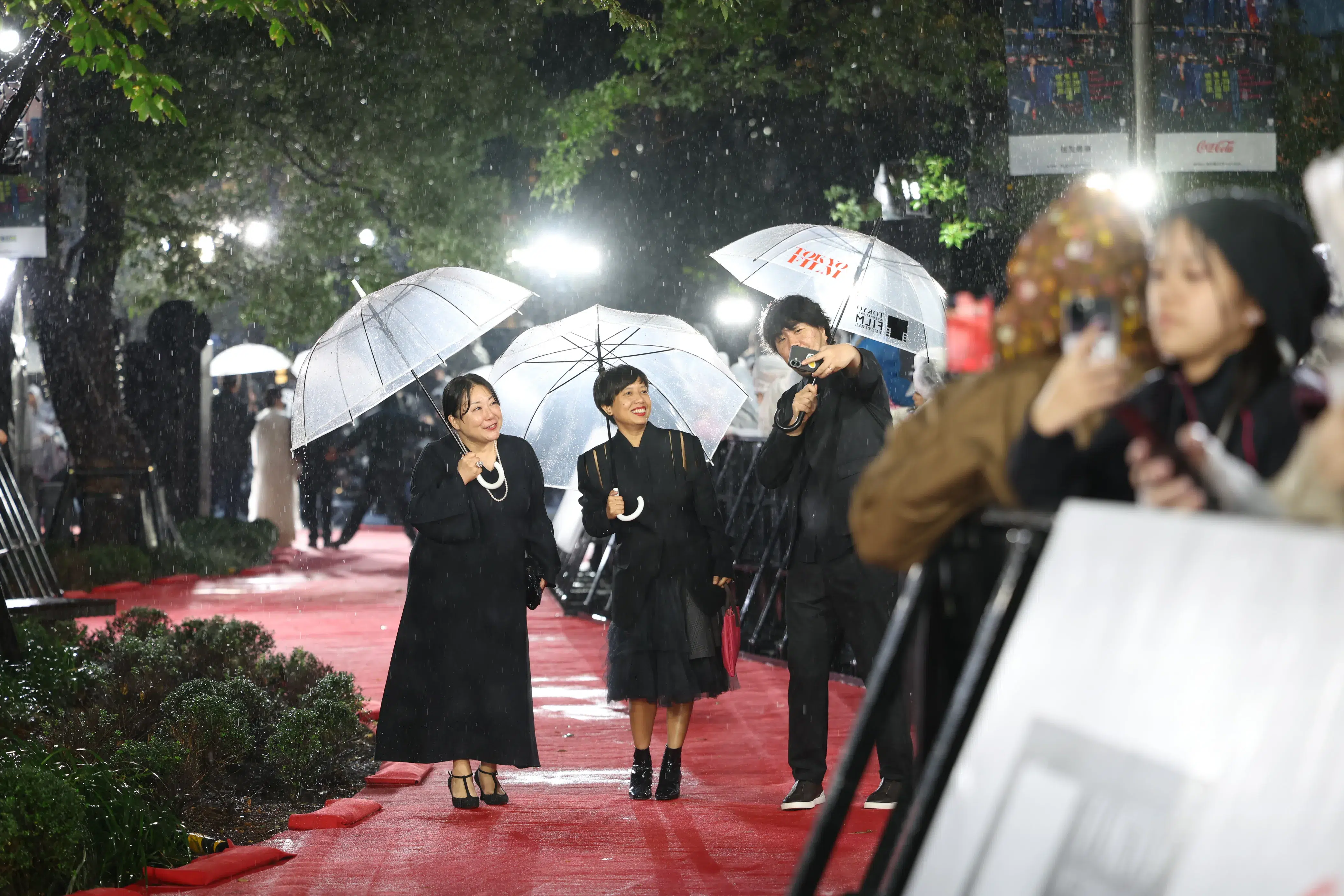 【第39回東京国際映画祭】中島健人、岡田准一ら総勢262名がレッドカーペットに集結!雨を飾る華やかな開幕セレモニー 308 【第39回東京国際映画祭】中島健人、岡田准一ら総勢262名がレッドカーペットに集結!雨を飾る華やかな開幕セレモニー