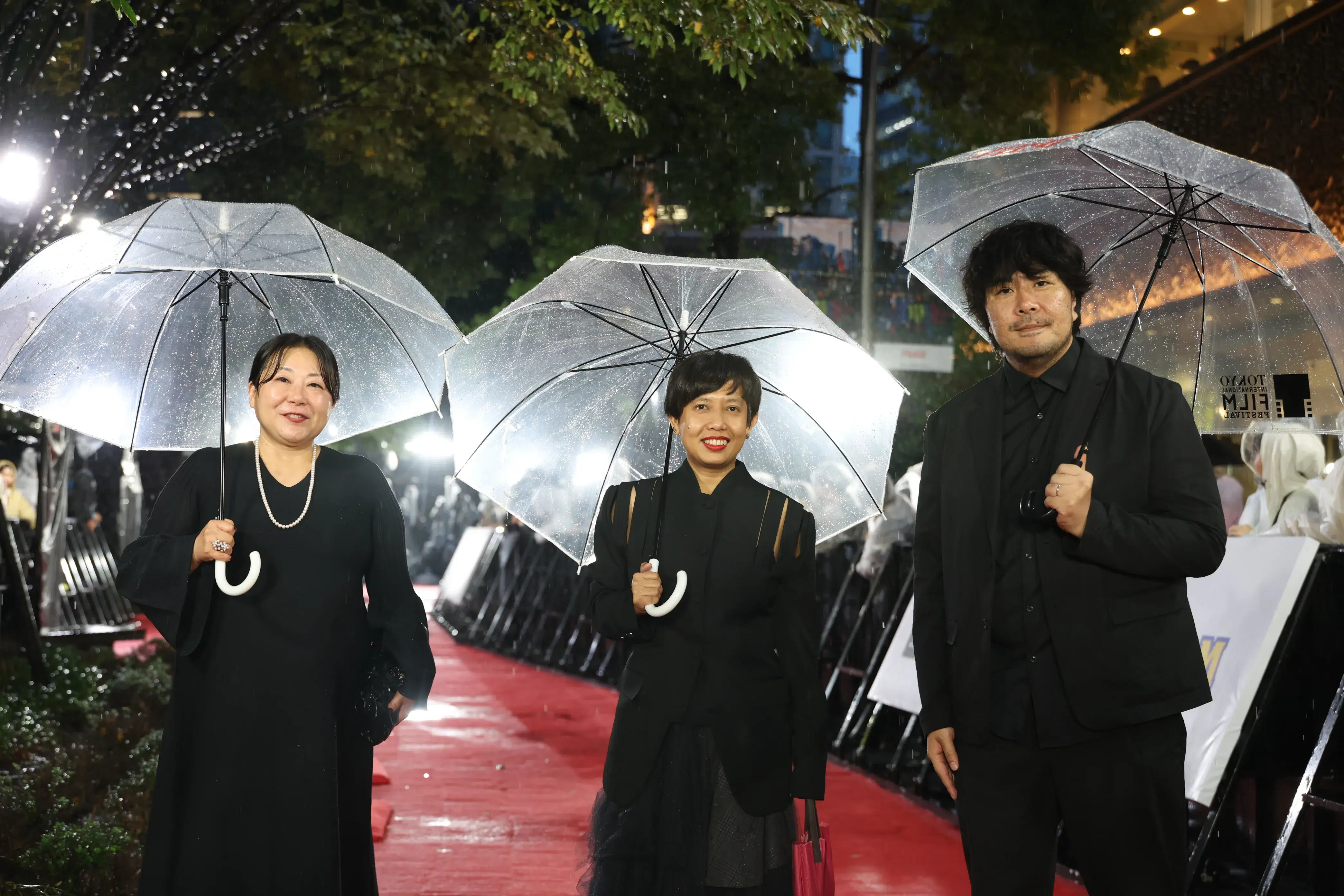 【第39回東京国際映画祭】中島健人、岡田准一ら総勢262名がレッドカーペットに集結!雨を飾る華やかな開幕セレモニー 307 【第39回東京国際映画祭】中島健人、岡田准一ら総勢262名がレッドカーペットに集結!雨を飾る華やかな開幕セレモニー