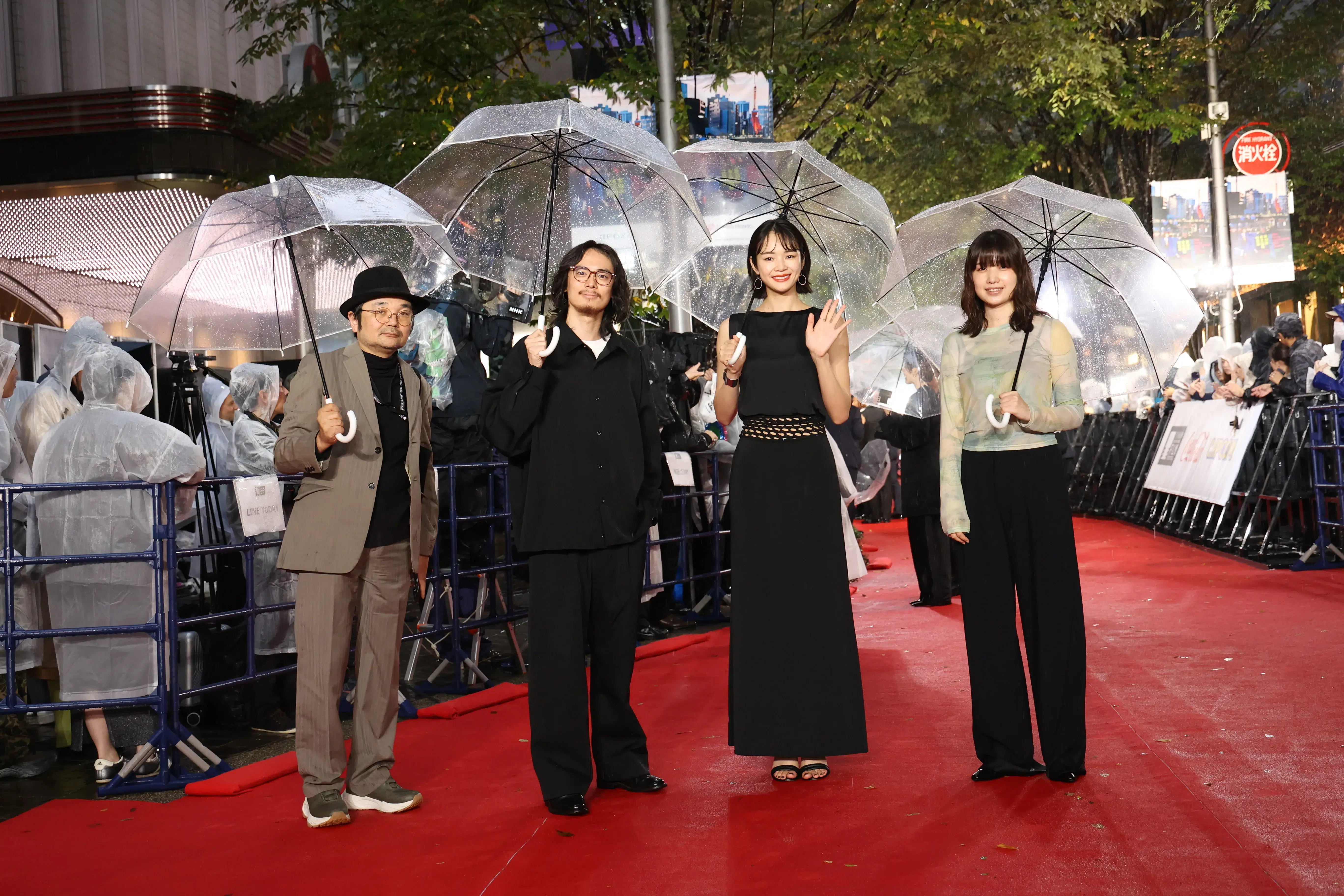 【第39回東京国際映画祭】中島健人、岡田准一ら総勢262名がレッドカーペットに集結!雨を飾る華やかな開幕セレモニー 284 【第39回東京国際映画祭】中島健人、岡田准一ら総勢262名がレッドカーペットに集結!雨を飾る華やかな開幕セレモニー