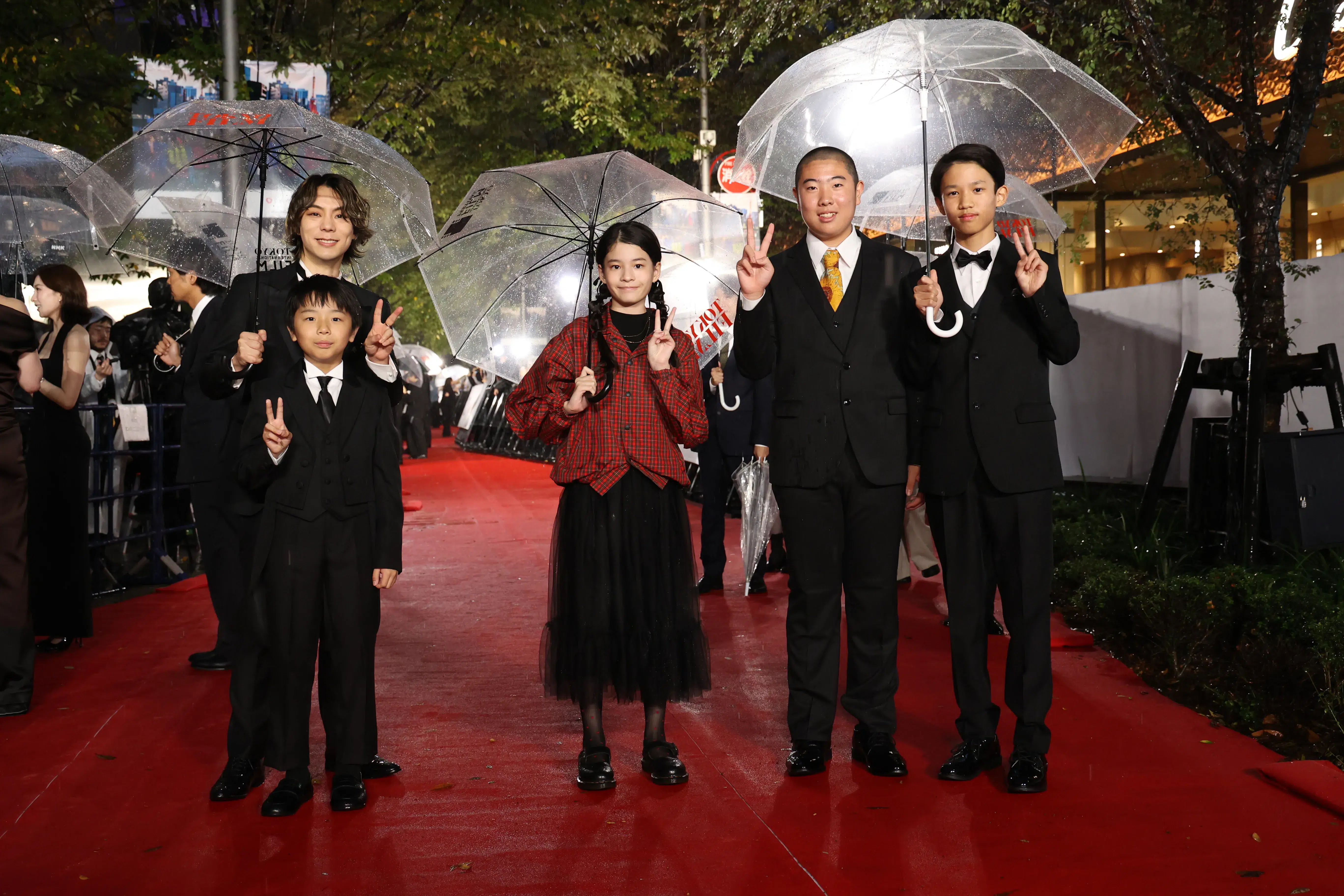 【第39回東京国際映画祭】中島健人、岡田准一ら総勢262名がレッドカーペットに集結!雨を飾る華やかな開幕セレモニー 272 【第39回東京国際映画祭】中島健人、岡田准一ら総勢262名がレッドカーペットに集結!雨を飾る華やかな開幕セレモニー