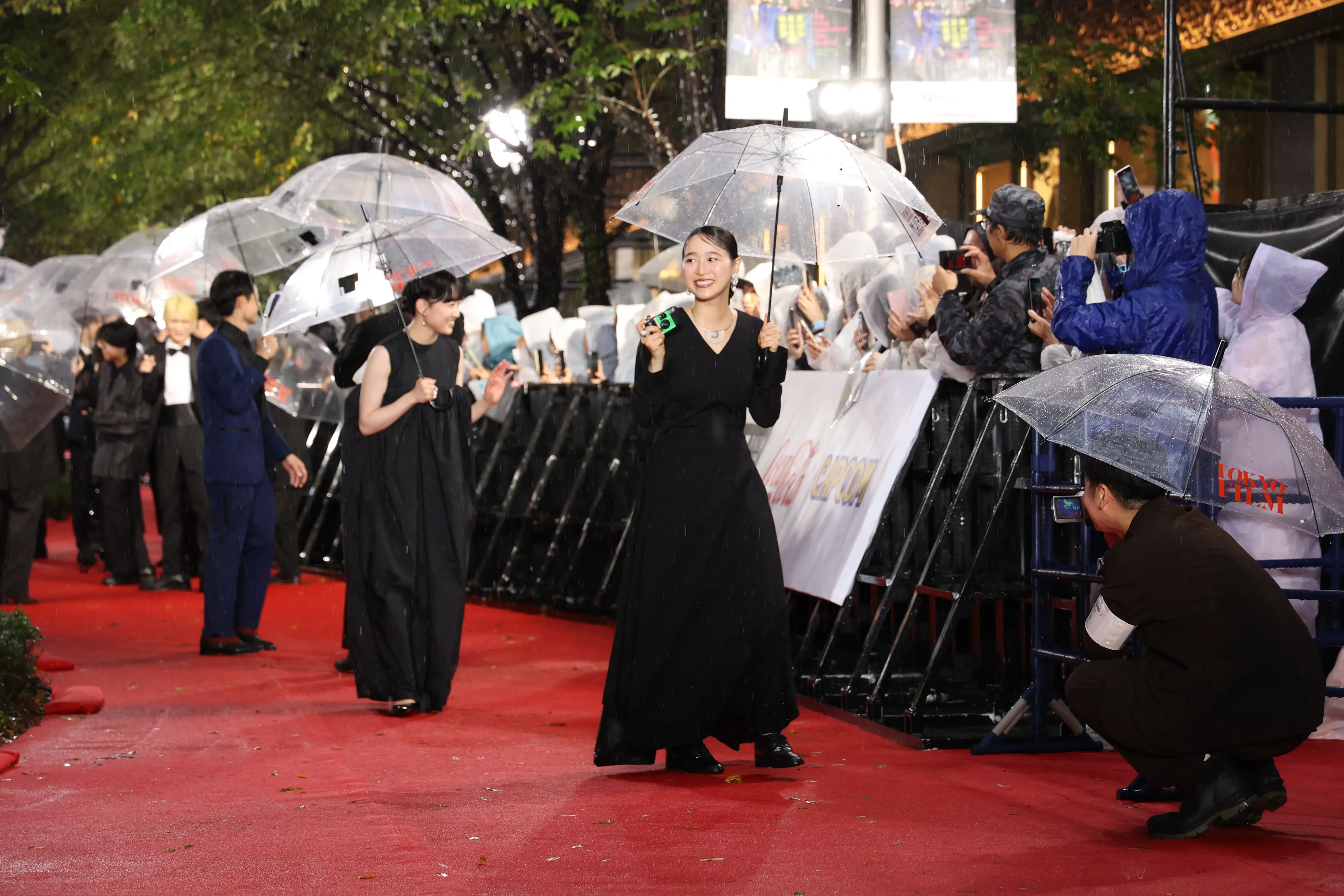 【第39回東京国際映画祭】中島健人、岡田准一ら総勢262名がレッドカーペットに集結!雨を飾る華やかな開幕セレモニー 257 【第39回東京国際映画祭】中島健人、岡田准一ら総勢262名がレッドカーペットに集結!雨を飾る華やかな開幕セレモニー