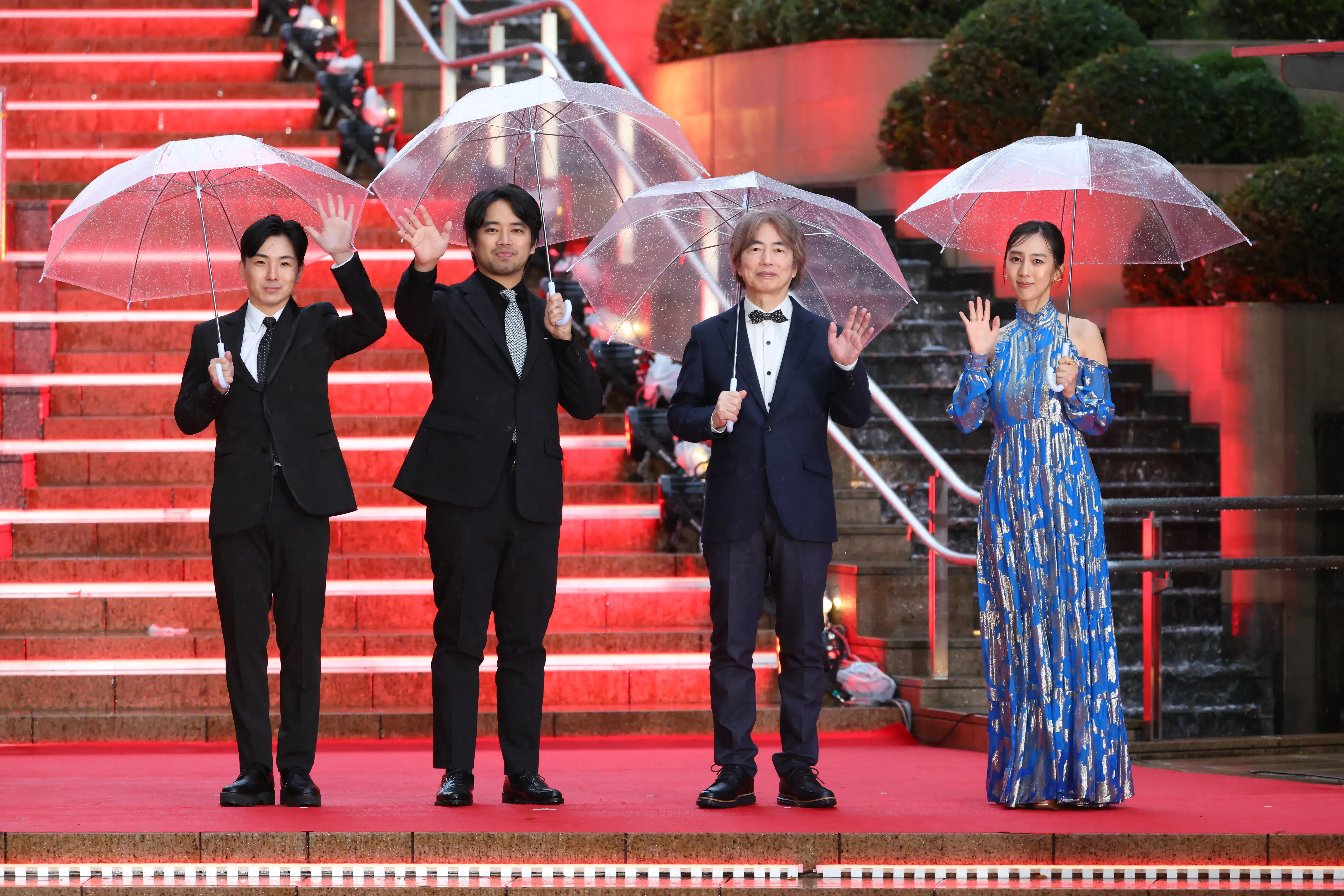 【第39回東京国際映画祭】中島健人、岡田准一ら総勢262名がレッドカーペットに集結!雨を飾る華やかな開幕セレモニー 244 【第39回東京国際映画祭】中島健人、岡田准一ら総勢262名がレッドカーペットに集結!雨を飾る華やかな開幕セレモニー