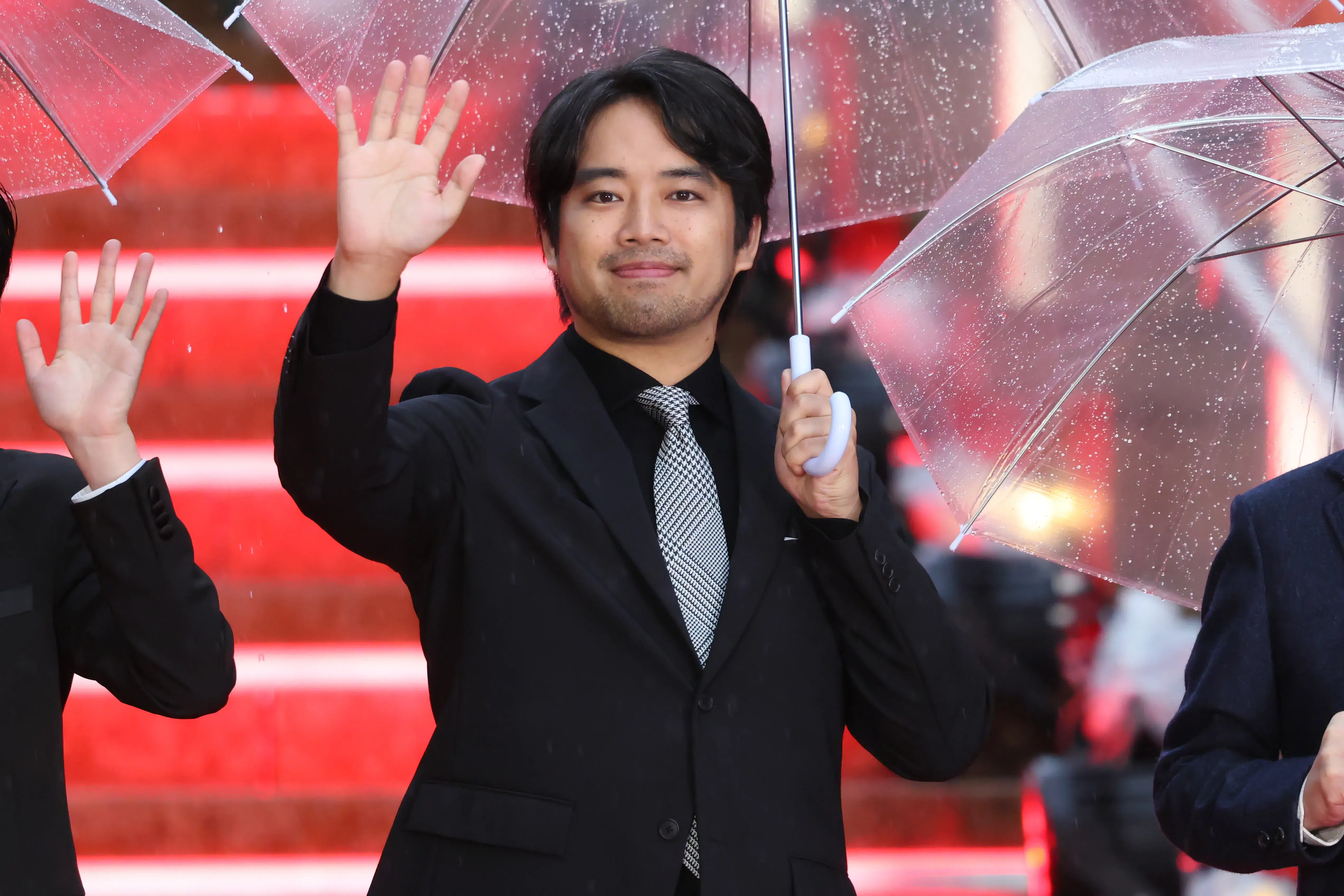 【第39回東京国際映画祭】中島健人、岡田准一ら総勢262名がレッドカーペットに集結!雨を飾る華やかな開幕セレモニー 242 【第39回東京国際映画祭】中島健人、岡田准一ら総勢262名がレッドカーペットに集結!雨を飾る華やかな開幕セレモニー
