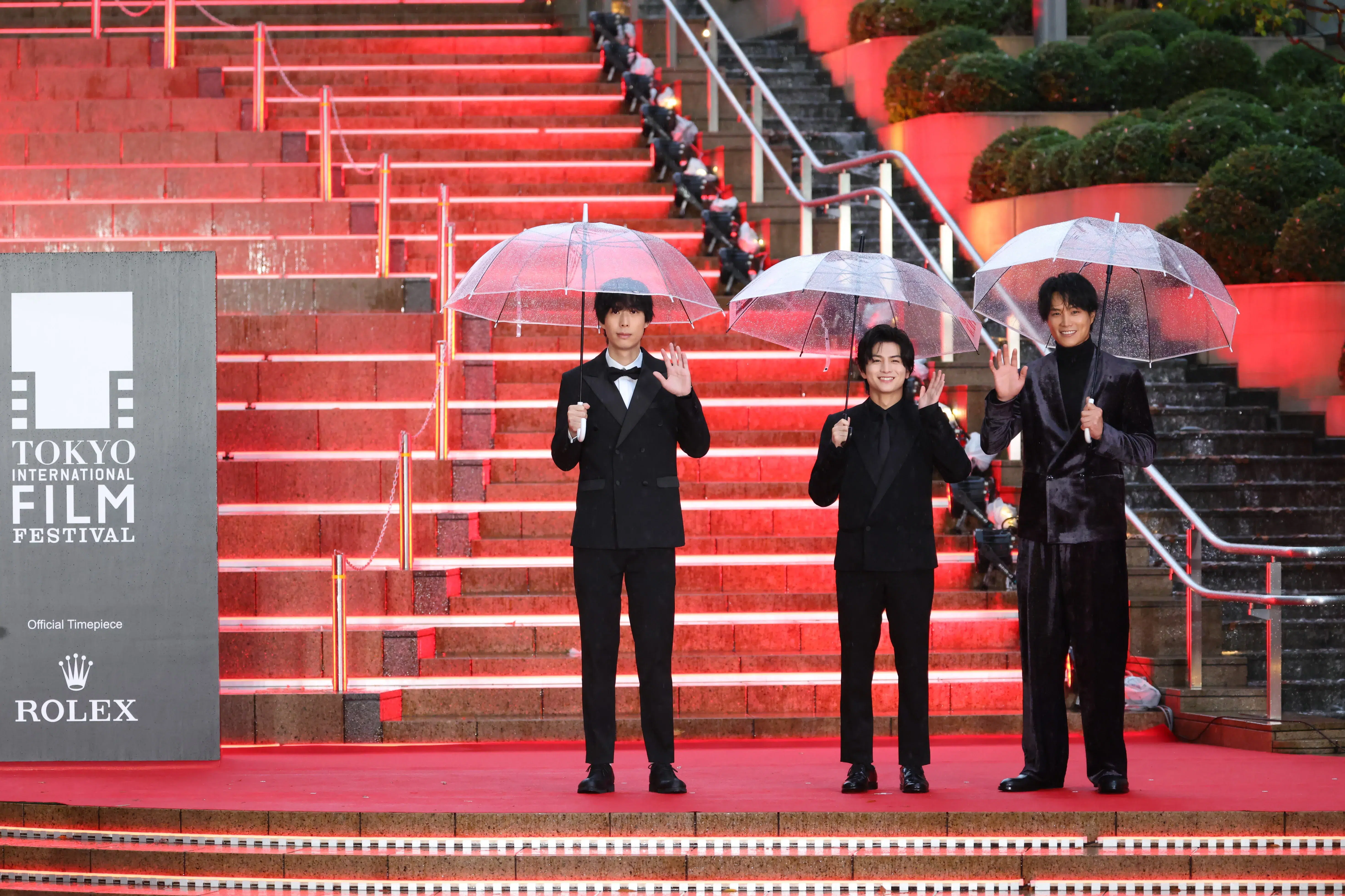【第39回東京国際映画祭】中島健人、岡田准一ら総勢262名がレッドカーペットに集結!雨を飾る華やかな開幕セレモニー 240 【第39回東京国際映画祭】中島健人、岡田准一ら総勢262名がレッドカーペットに集結!雨を飾る華やかな開幕セレモニー
