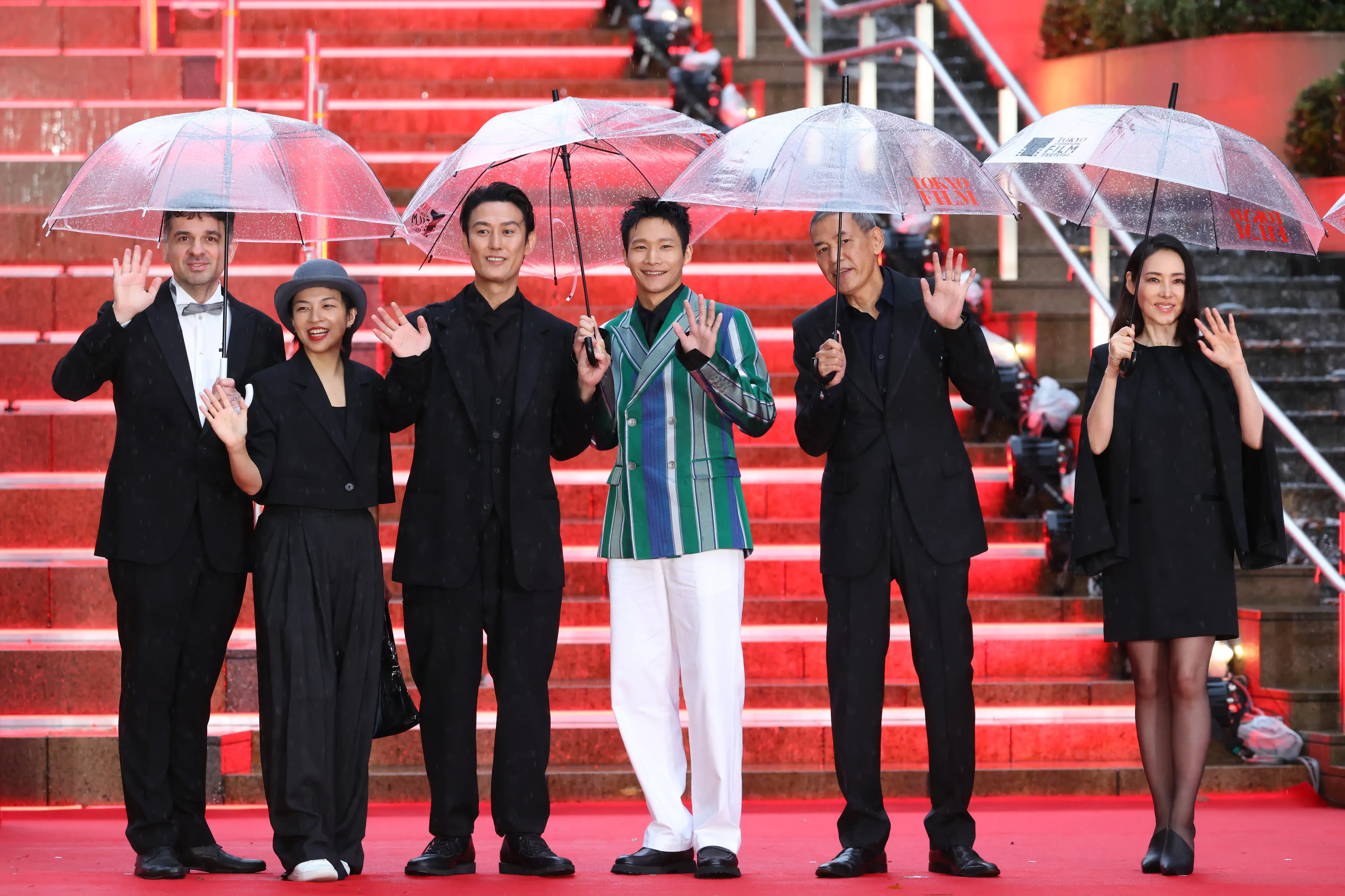 【第39回東京国際映画祭】中島健人、岡田准一ら総勢262名がレッドカーペットに集結!雨を飾る華やかな開幕セレモニー 225 【第39回東京国際映画祭】中島健人、岡田准一ら総勢262名がレッドカーペットに集結!雨を飾る華やかな開幕セレモニー