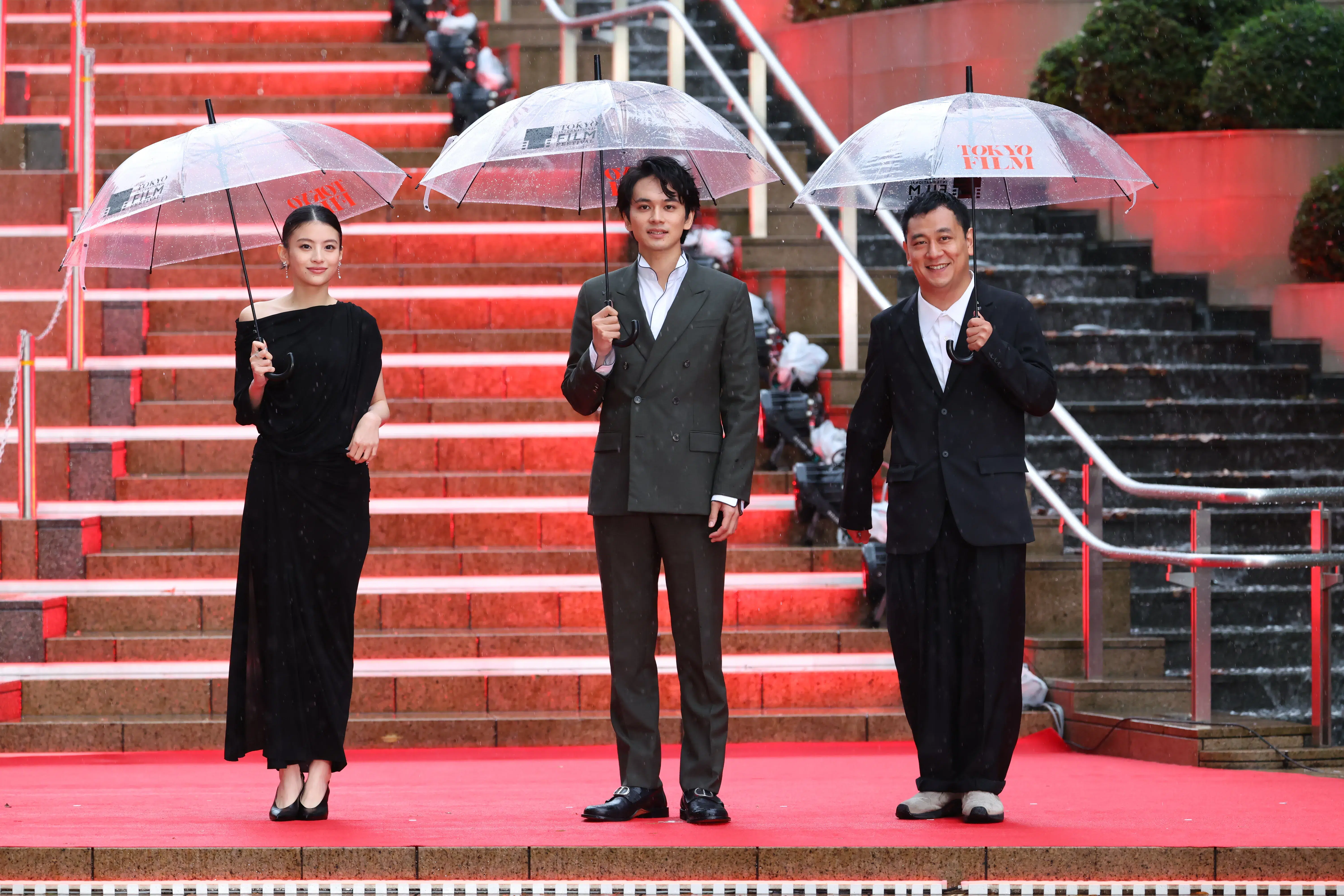 【第39回東京国際映画祭】中島健人、岡田准一ら総勢262名がレッドカーペットに集結!雨を飾る華やかな開幕セレモニー 231 【第39回東京国際映画祭】中島健人、岡田准一ら総勢262名がレッドカーペットに集結!雨を飾る華やかな開幕セレモニー