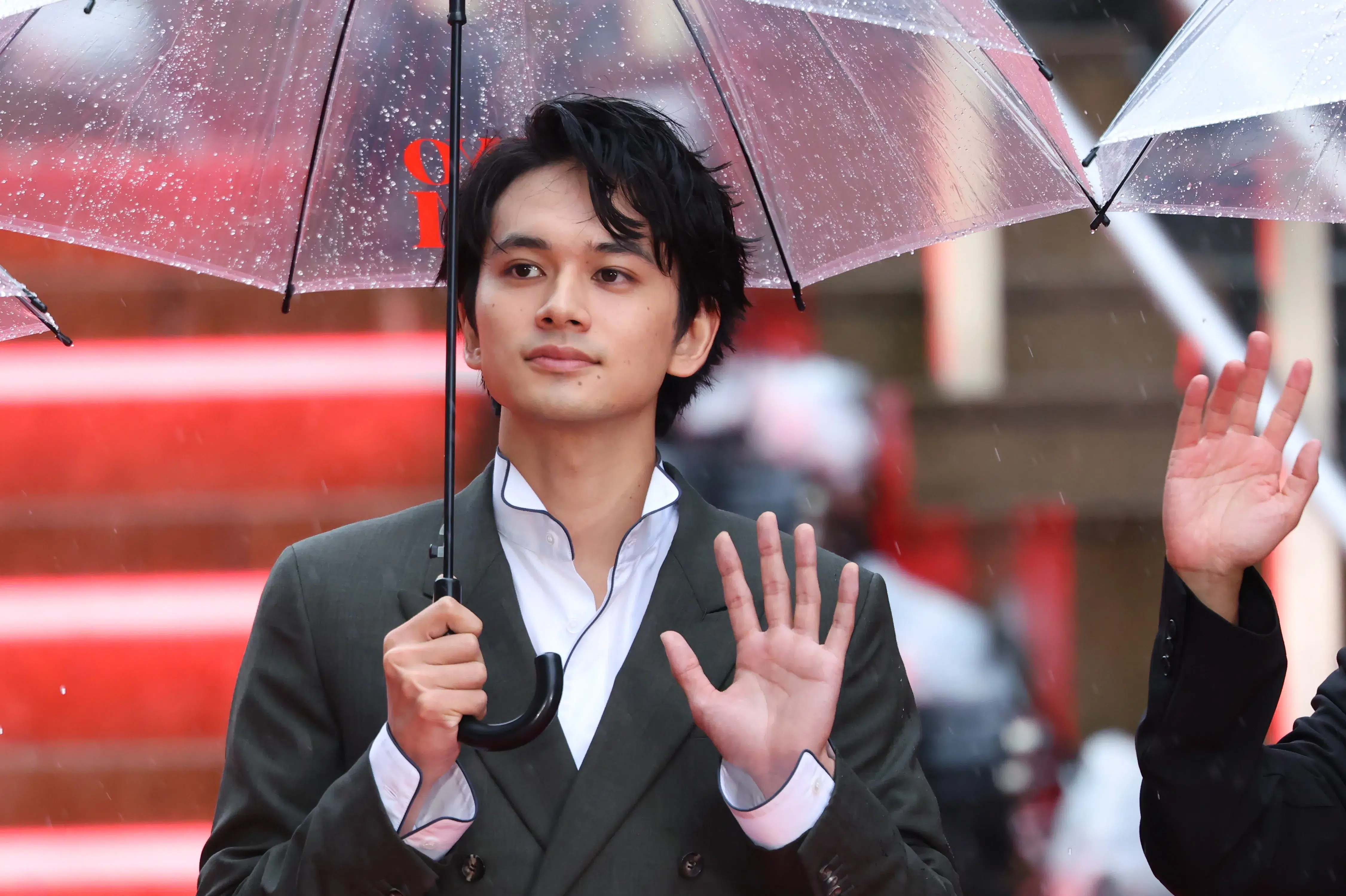 【第39回東京国際映画祭】中島健人、岡田准一ら総勢262名がレッドカーペットに集結!雨を飾る華やかな開幕セレモニー 178 【第39回東京国際映画祭】中島健人、岡田准一ら総勢262名がレッドカーペットに集結!雨を飾る華やかな開幕セレモニー