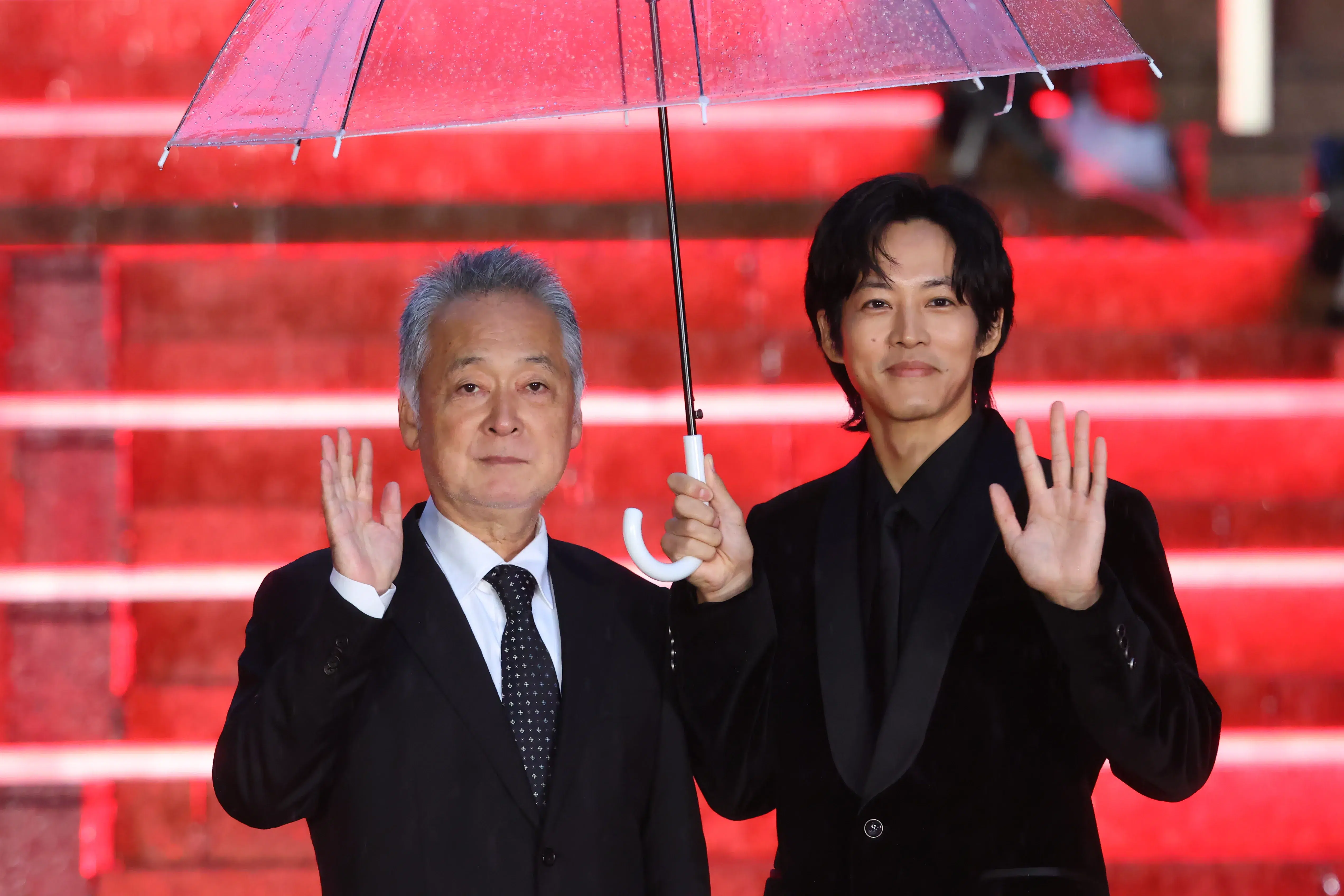 【第39回東京国際映画祭】中島健人、岡田准一ら総勢262名がレッドカーペットに集結!雨を飾る華やかな開幕セレモニー 176 【第39回東京国際映画祭】中島健人、岡田准一ら総勢262名がレッドカーペットに集結!雨を飾る華やかな開幕セレモニー