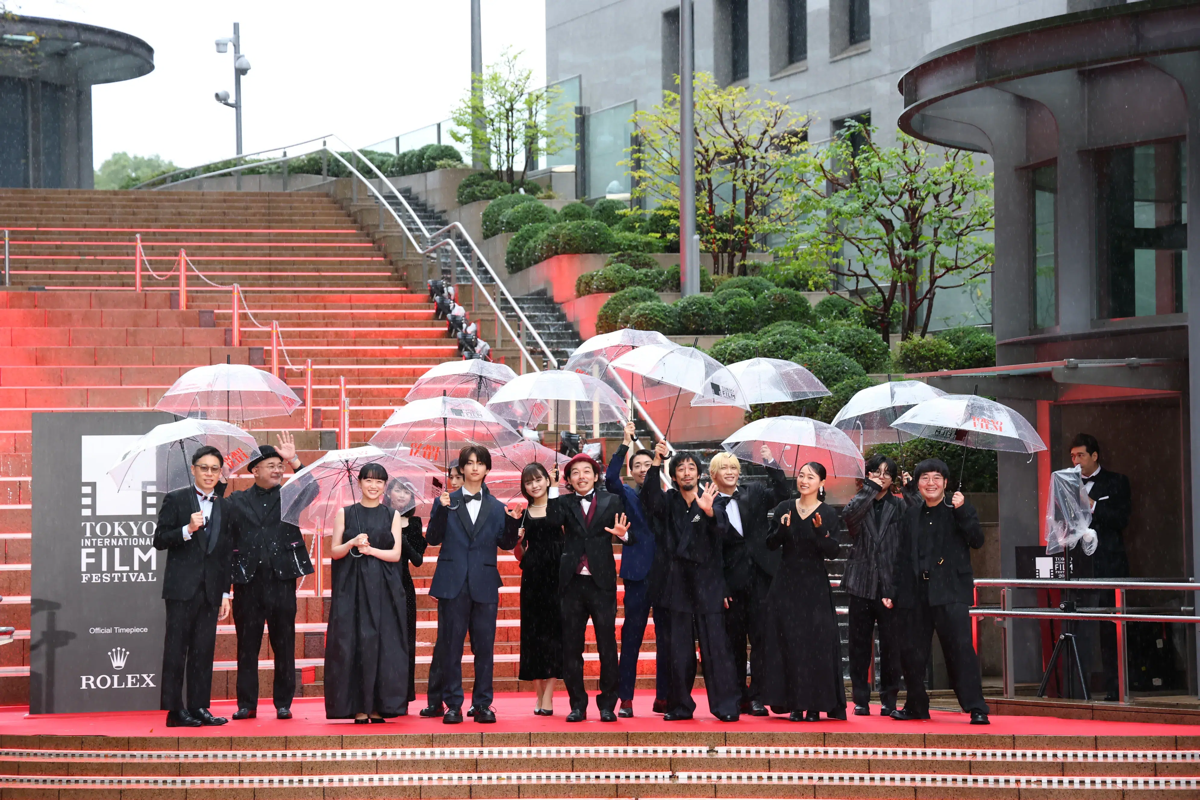 【第39回東京国際映画祭】中島健人、岡田准一ら総勢262名がレッドカーペットに集結!雨を飾る華やかな開幕セレモニー 173 【第39回東京国際映画祭】中島健人、岡田准一ら総勢262名がレッドカーペットに集結!雨を飾る華やかな開幕セレモニー