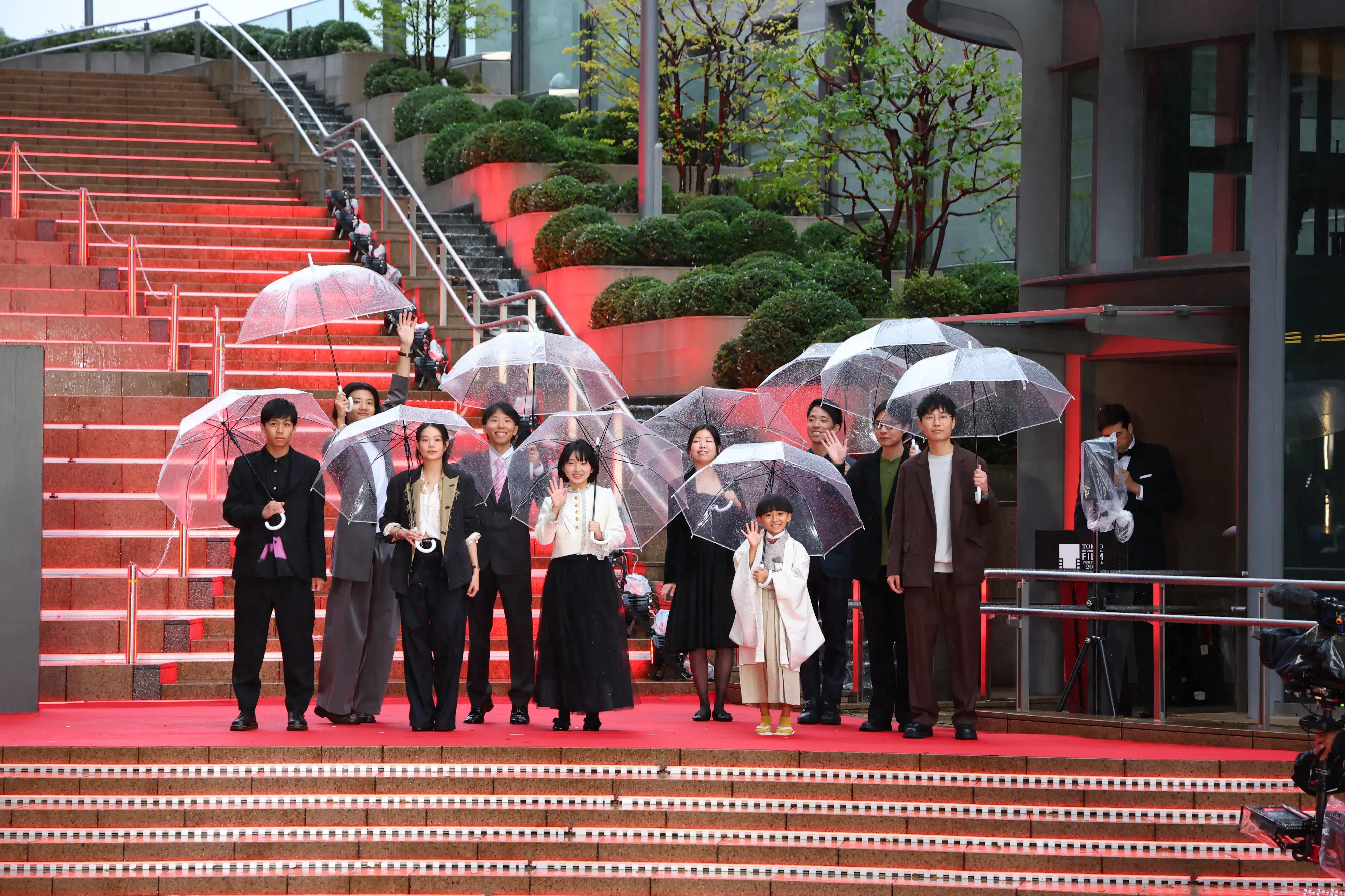 【第39回東京国際映画祭】中島健人、岡田准一ら総勢262名がレッドカーペットに集結!雨を飾る華やかな開幕セレモニー 171 【第39回東京国際映画祭】中島健人、岡田准一ら総勢262名がレッドカーペットに集結!雨を飾る華やかな開幕セレモニー