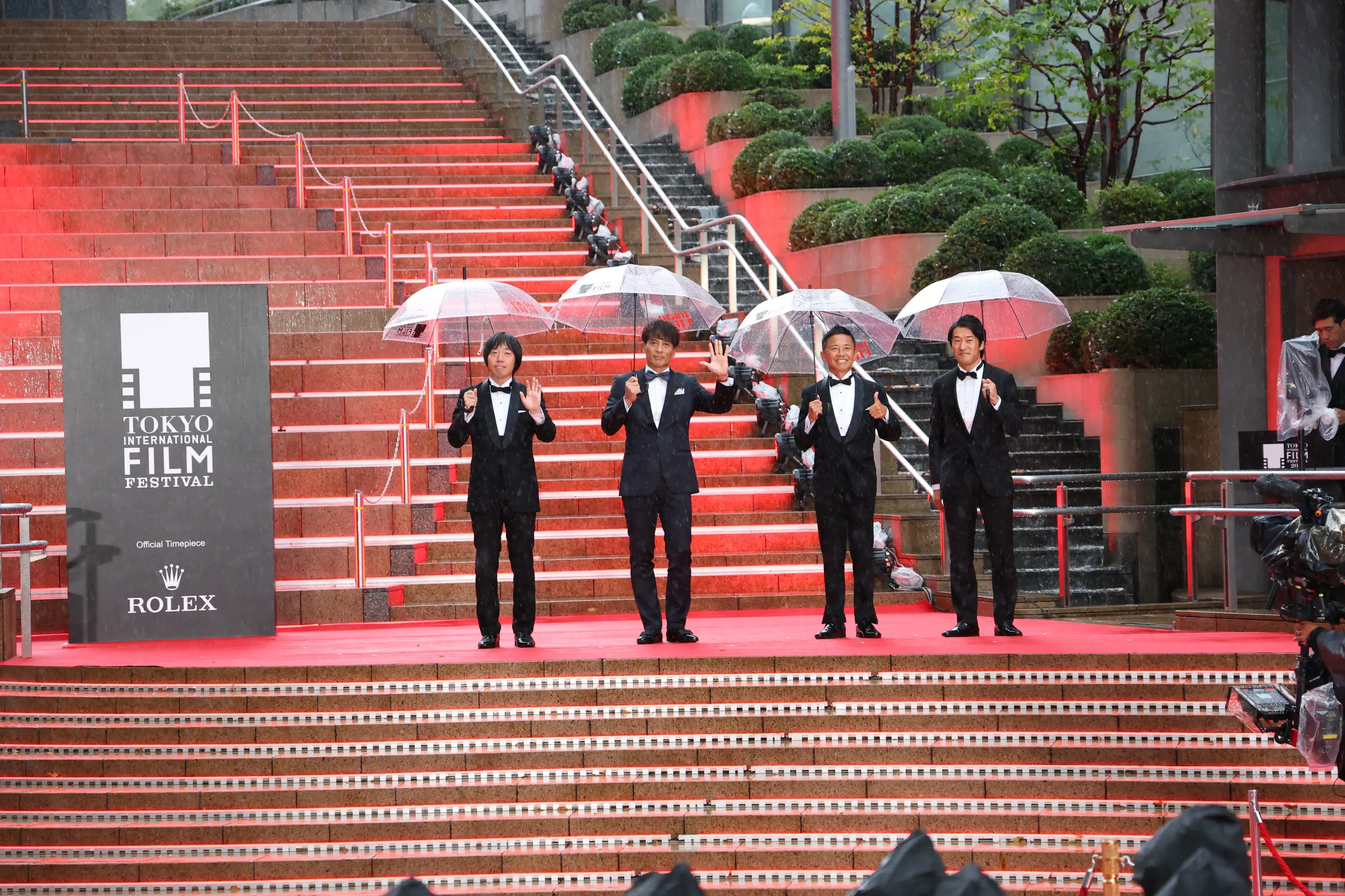 【第39回東京国際映画祭】中島健人、岡田准一ら総勢262名がレッドカーペットに集結!雨を飾る華やかな開幕セレモニー 165 【第39回東京国際映画祭】中島健人、岡田准一ら総勢262名がレッドカーペットに集結!雨を飾る華やかな開幕セレモニー