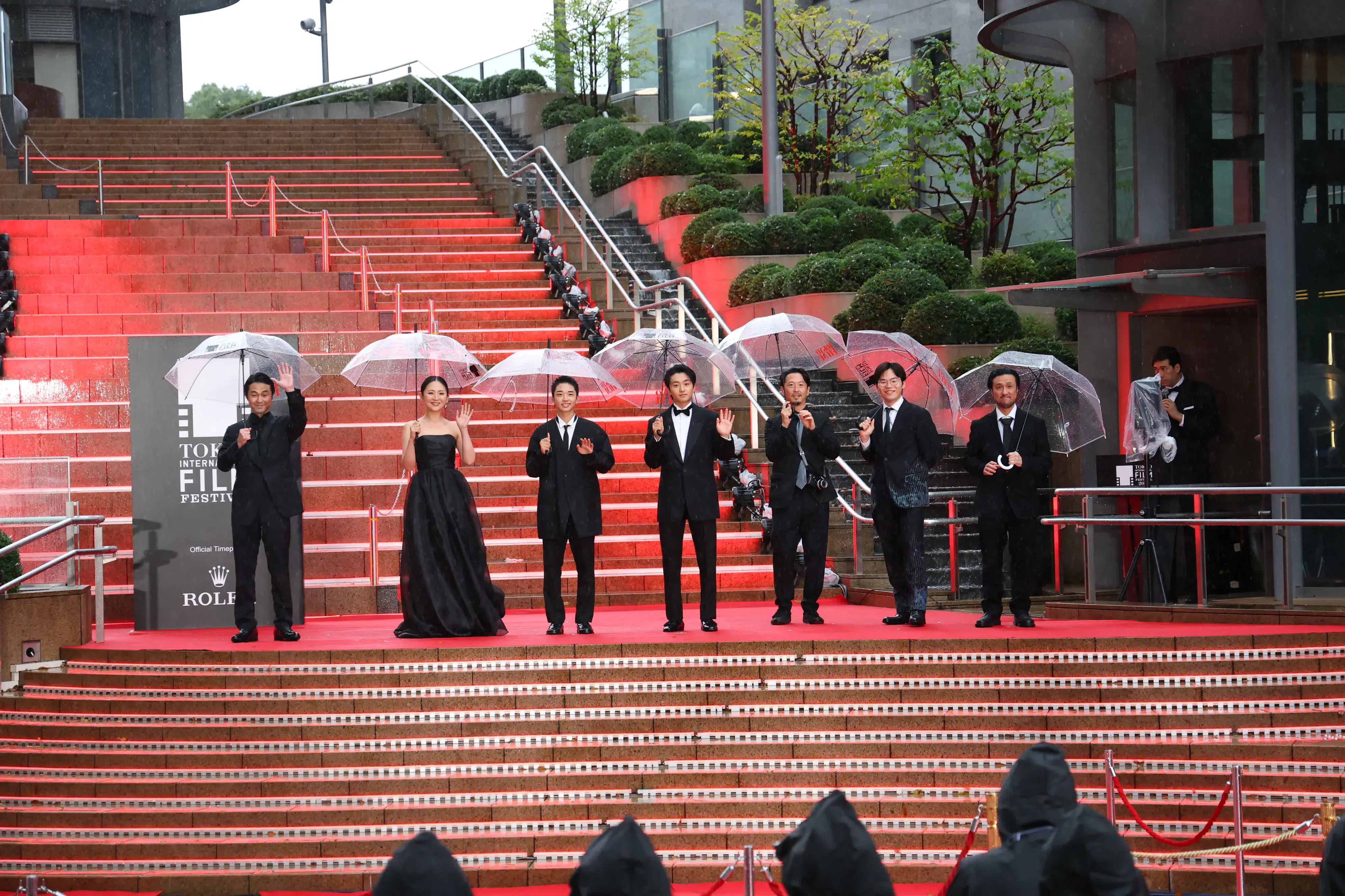 【第39回東京国際映画祭】中島健人、岡田准一ら総勢262名がレッドカーペットに集結!雨を飾る華やかな開幕セレモニー 163 【第39回東京国際映画祭】中島健人、岡田准一ら総勢262名がレッドカーペットに集結!雨を飾る華やかな開幕セレモニー